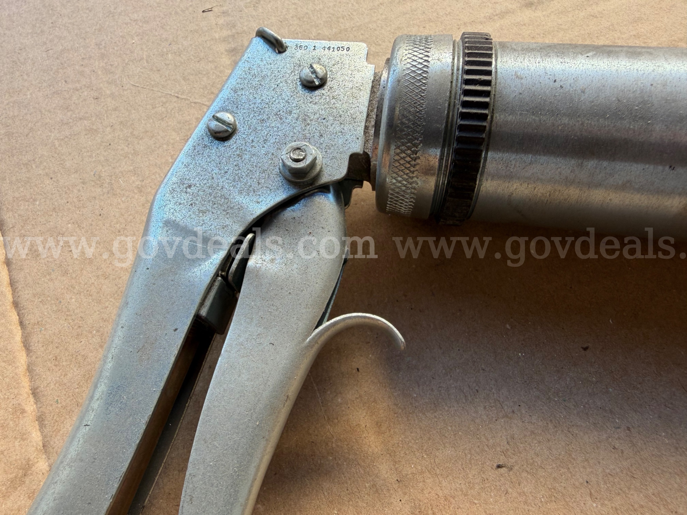 PROFESSIONAL CAULK ALBION CORE AIR-POWERED CARTRIDGE GUN 360 1 441050 LIGHTLY USED *WILL SHIP*  360 Government Surplus Auction - Photo #5