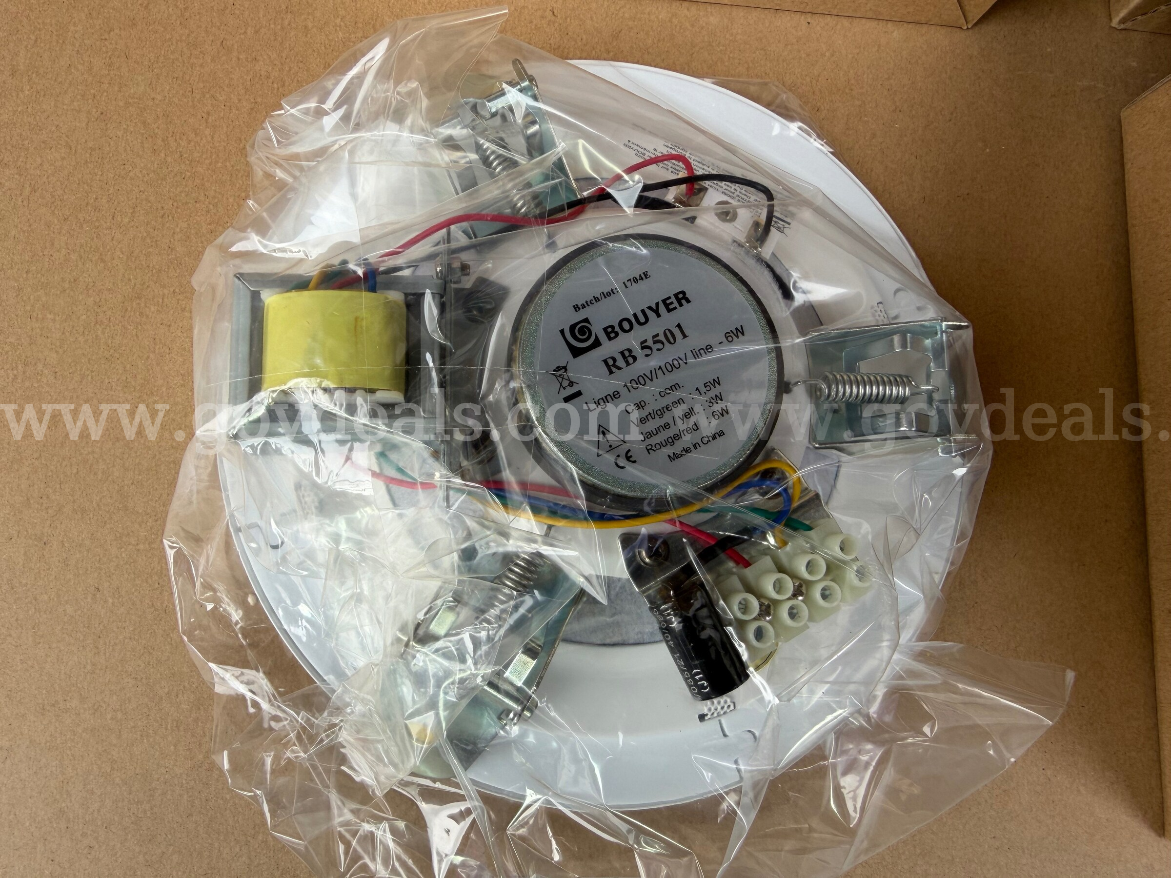LOT OF 4 Bouyer Design CEILING LOUDSPEAKER 6W ENCLOSURE RB-5501 BRAND NEW *WILL SHIP*  5501 Government Surplus Auction - Photo #4