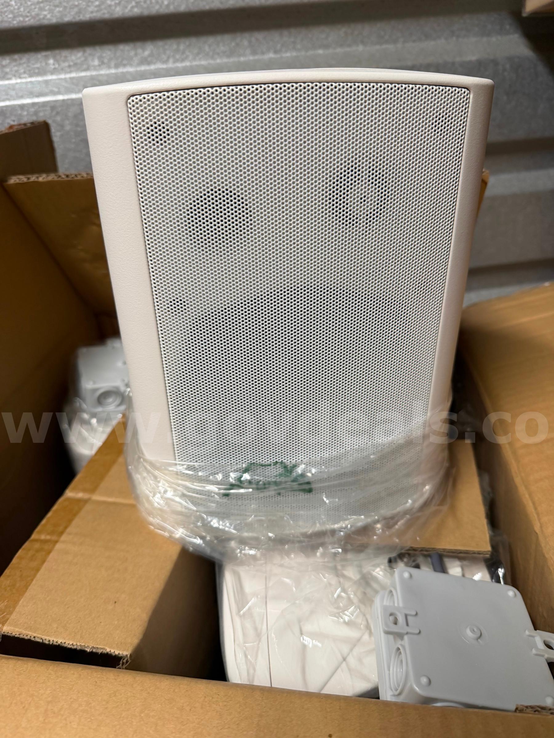 BOX OF 4 Bouyer Design FASHION SPEAKER N5424-B NEW IN BOX MADE IN GERMANY *WILL SHIP*  N5424 Government Surplus Auction - Primary Photo