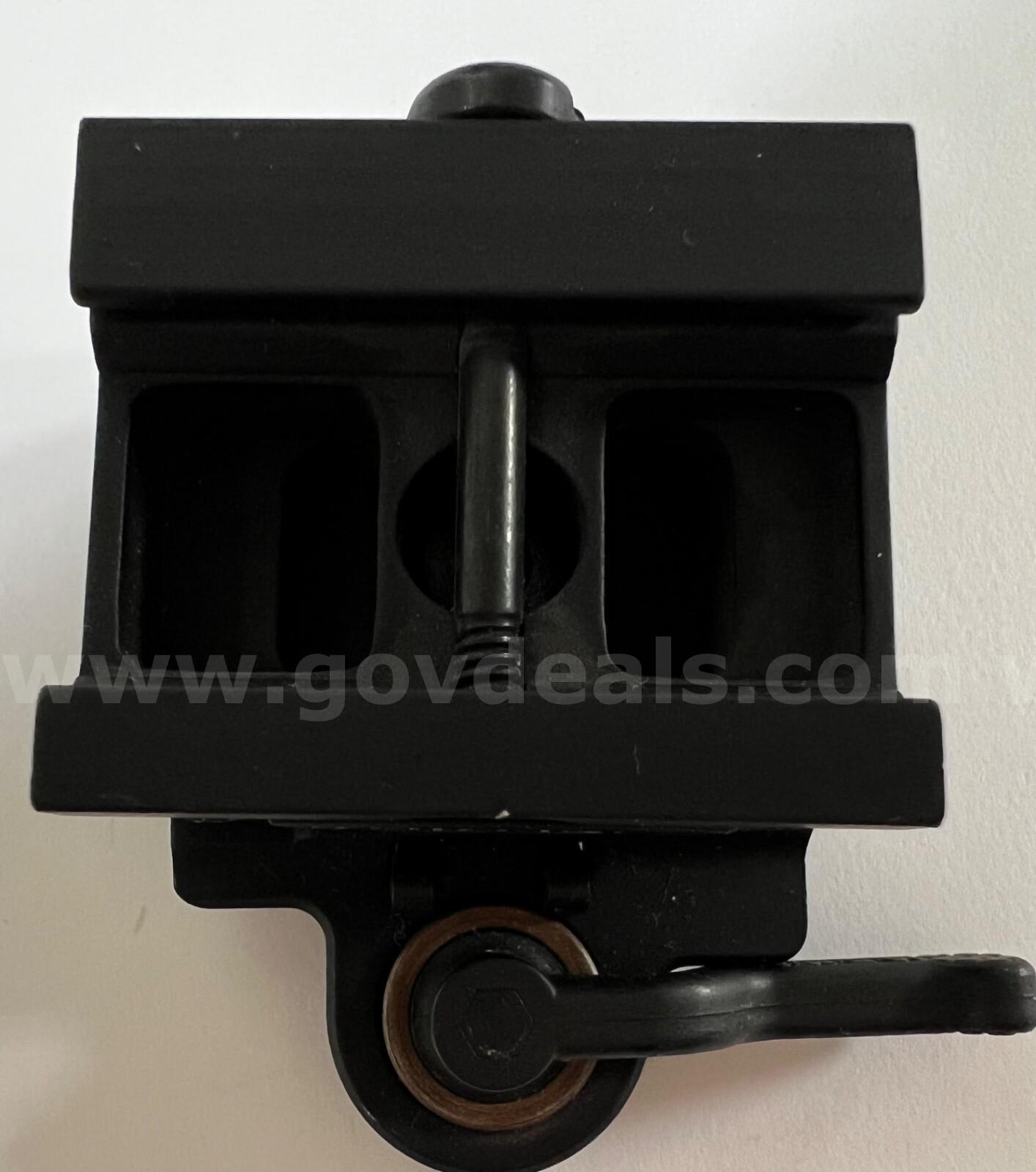 EOTech  Mount ARMS FOR HOLOGRAPHIC WEAPON SIGHTS NEW WITHOUT BOX *WILL SHIP*   Government Surplus Auction - Photo #6