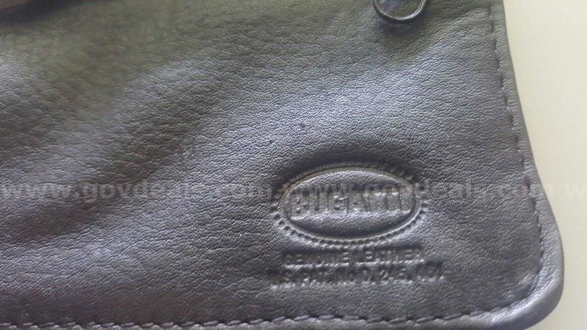 BUGATTI GENUINE LEATHER MEN'S SHOULDER BLACK WALLET STYLE #778 NIB *CAN SHIP*  778 Government Surplus Auction - Photo #6