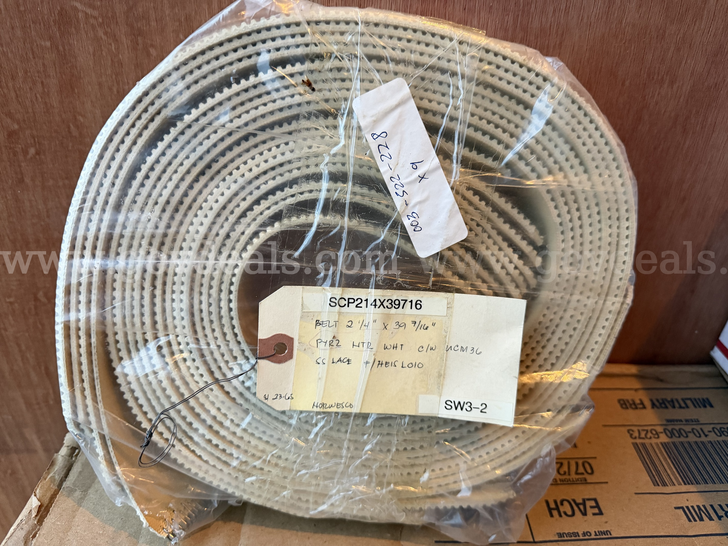 LOT OF 9 CONVEYOR BELTS SCP 2 1/4" X 39 7/16" NEVER USED NEW IN PACK  *WILL SHIP*   Government Surplus Auction - Photo #2