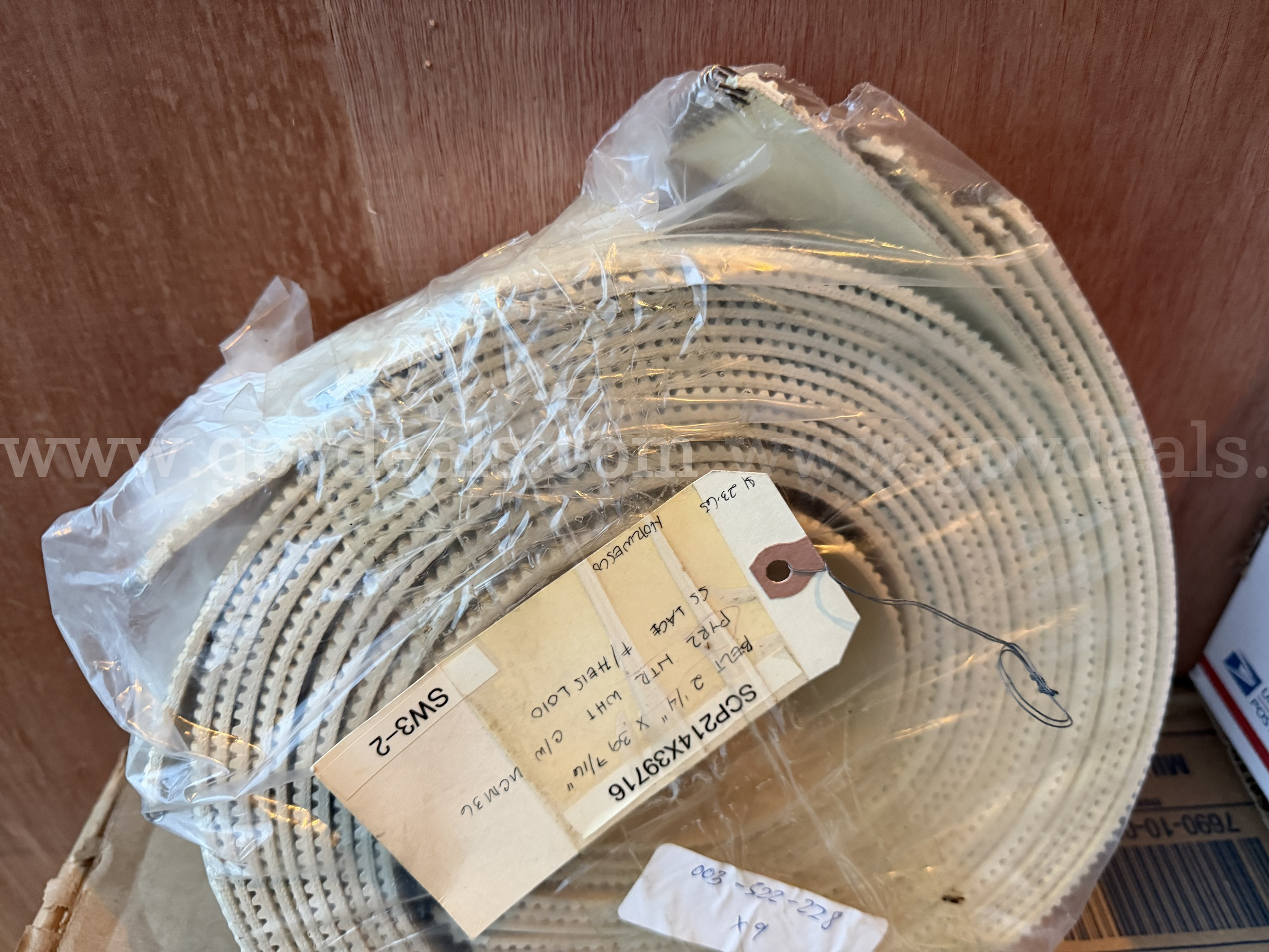 LOT OF 9 CONVEYOR BELTS SCP 2 1/4" X 39 7/16" NEVER USED NEW IN PACK  *WILL SHIP*   Government Surplus Auction - Photo #4