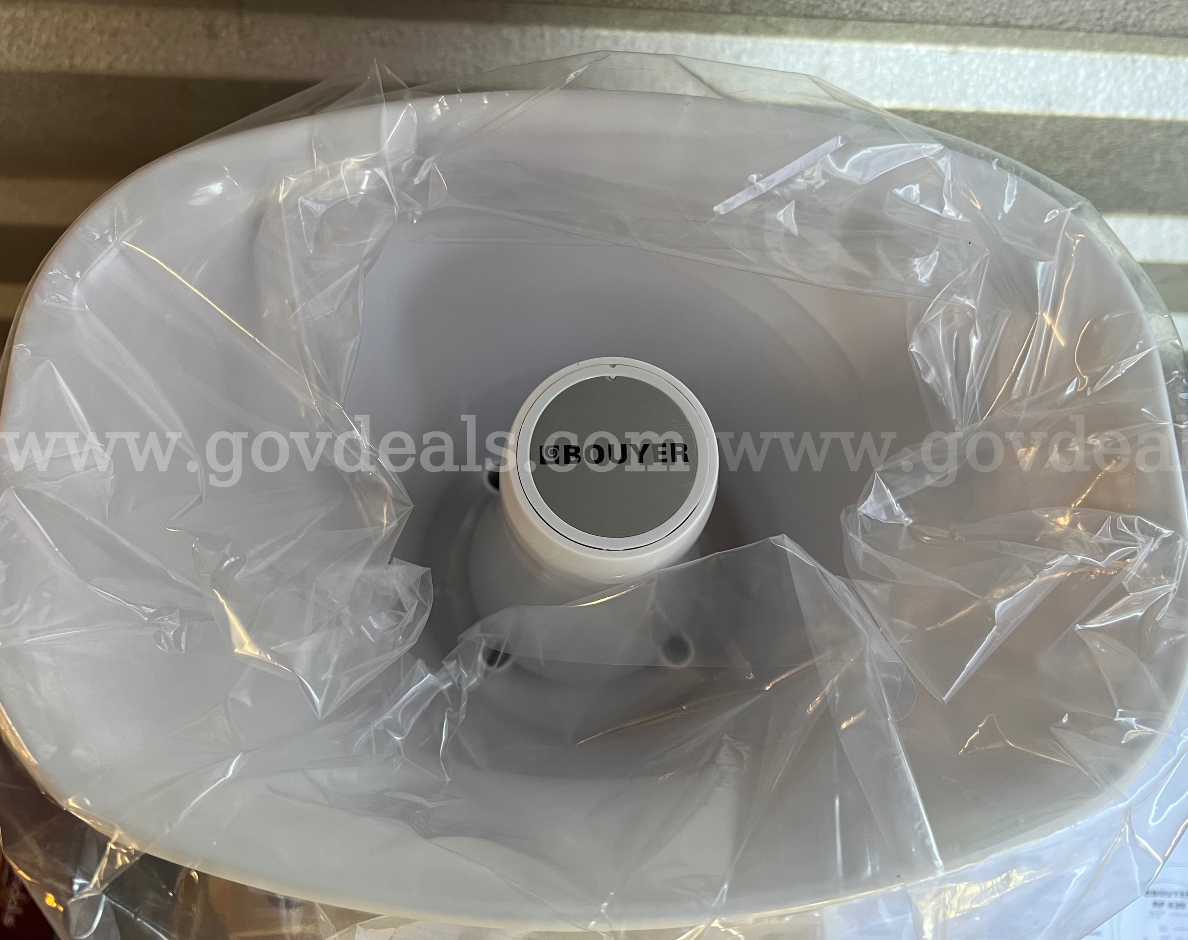 LOT OF 4 COMMERCIAL BOUYER DESIGN VOICE ALARM SPEAKERS HORN SPEAKER VOICE15T-EN5424 *WILL SHIP*  EN5424 Government Surplus Auction - Photo #6