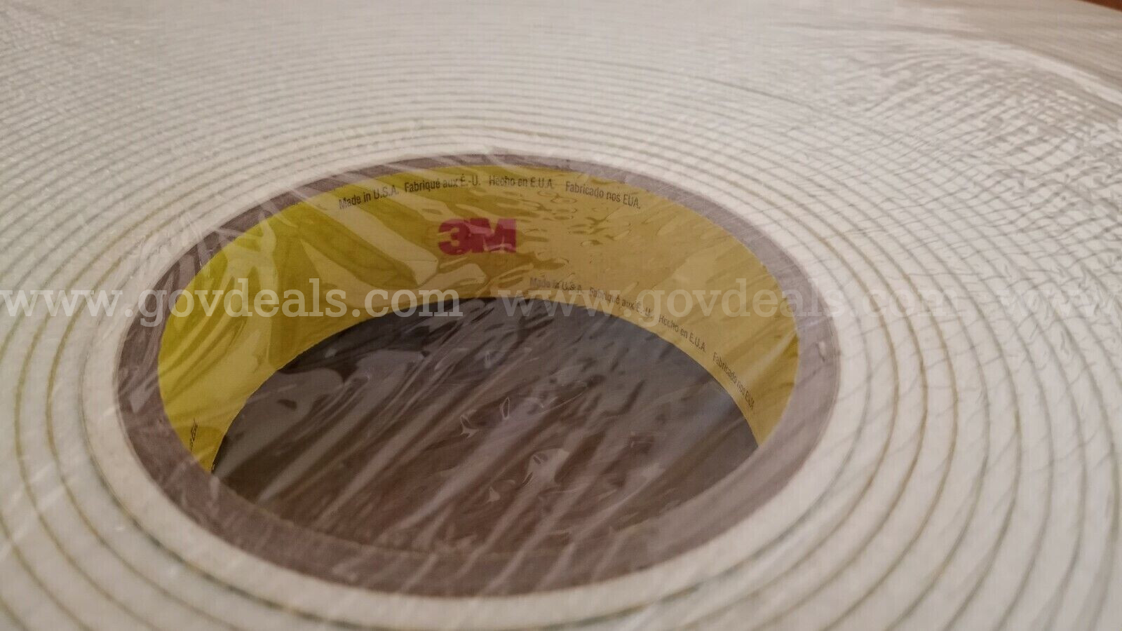 ONE (1) 3M™ JUMBO Double Coated Urethane Foam Tape 4008 Off-White,1"x36yd 1/8 in 1 ROLE *CAN SHIP*  4008 Government Surplus Auction - Photo #4