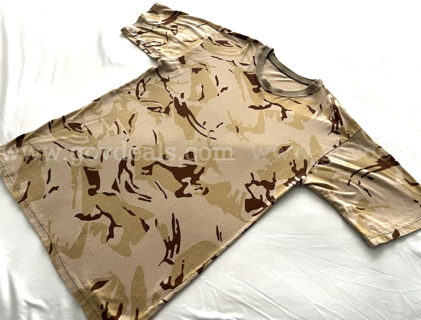 MILITARY STYLE MEN'S CAMOUFLAGE T-SHIRT MULTICOLOR/TAN-CREME SIZE MEDIUM/LARGE *WILL SHIP*   Government Surplus Auction - Photo #3