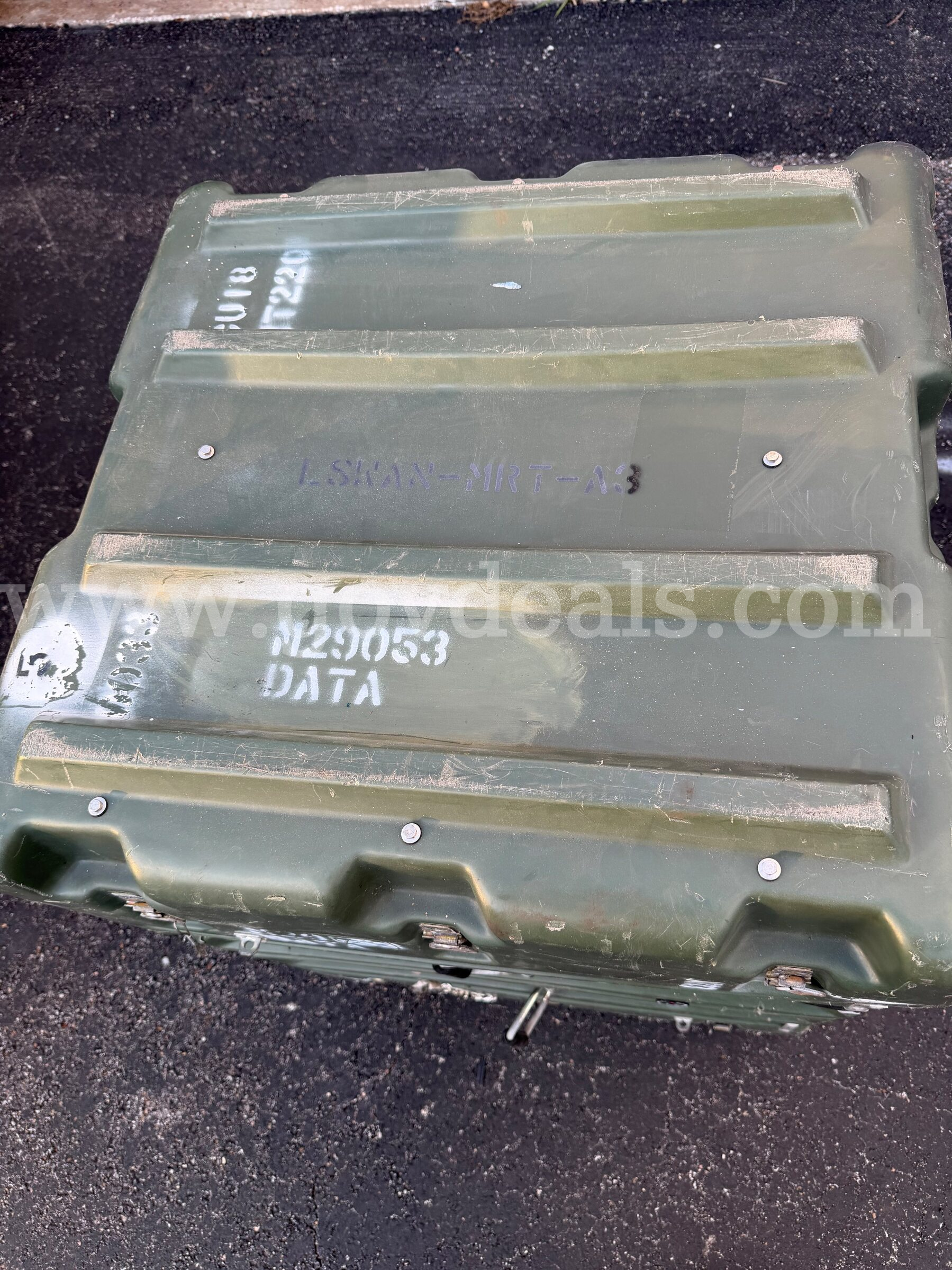 "HARDIGG" U.S. ARMY Military HARD TRANSPORTATION CASE HUGE SIZE COLOR GREEN USED Case  Government Surplus Auction - Photo #3