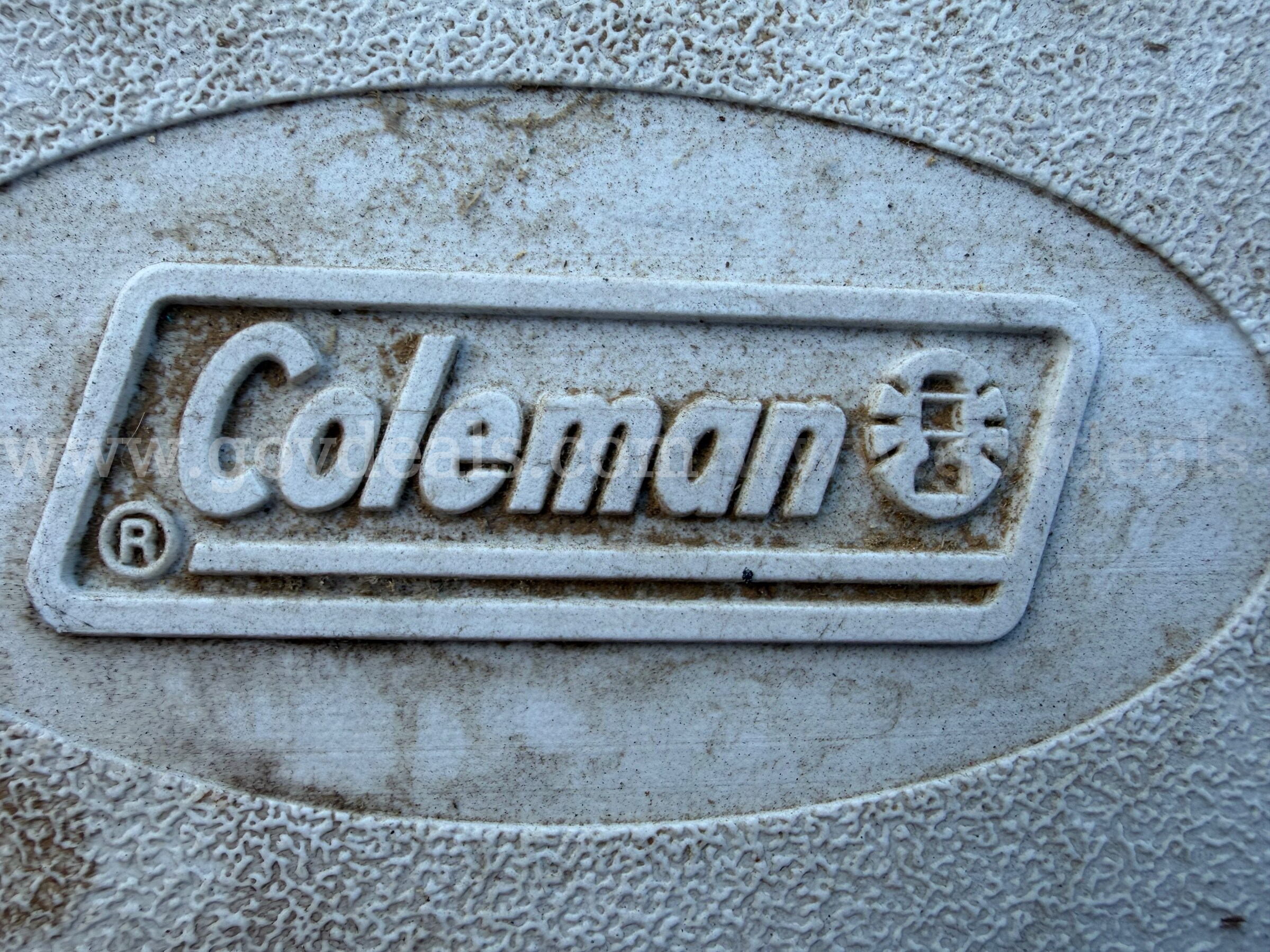 COLEMANS COOLER JUMBO SIZE WITH 2 HANDLES SIZE 37" x 19" x 18"   Government Surplus Auction - Photo #5