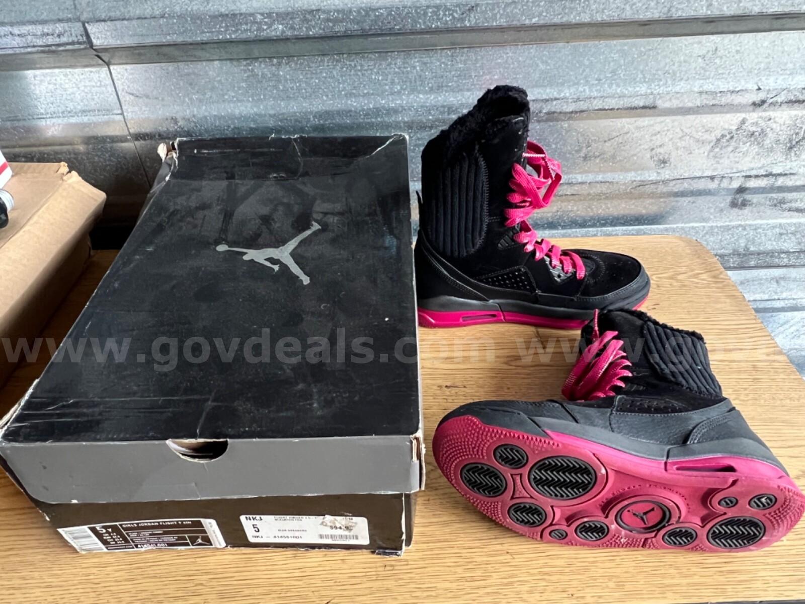 Nike Jordan Big Kid Girls Flight 9 6-Inch Sneakers 414561 Sz 5Y Black/Cherry IN ORIGINAL BOX *WILL SHIP*   Government Surplus Auction - Photo #5