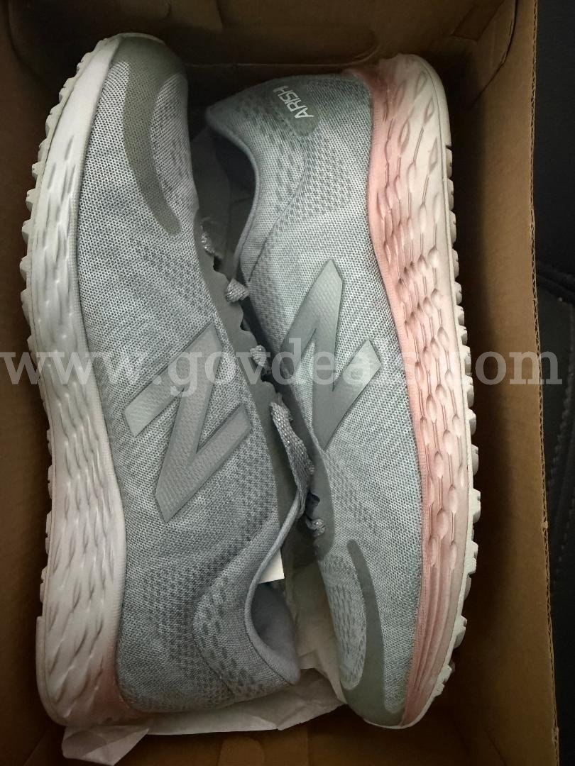 New Balance Kids Girls Running Sneakers KJARIGMY-ARISHI COLOR GREY SIZE 7 NIB *WILL SHIP*   Government Surplus Auction - Photo #3