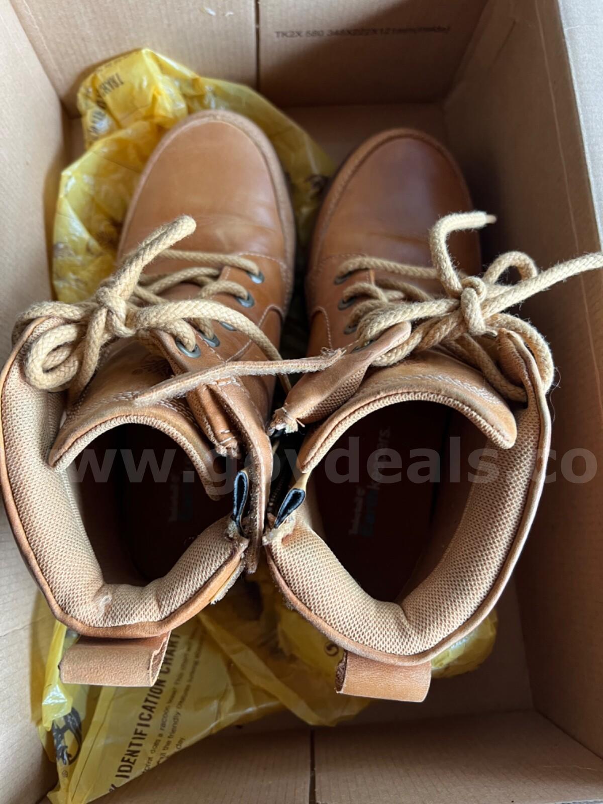 RARE/TIMBERLAND Boots UNISEX JUNIORS 80944 ASPHLTTRL 6IN ZIP WHT/BLE Size 5 *WILL SHIP*   Government Surplus Auction - Photo #5