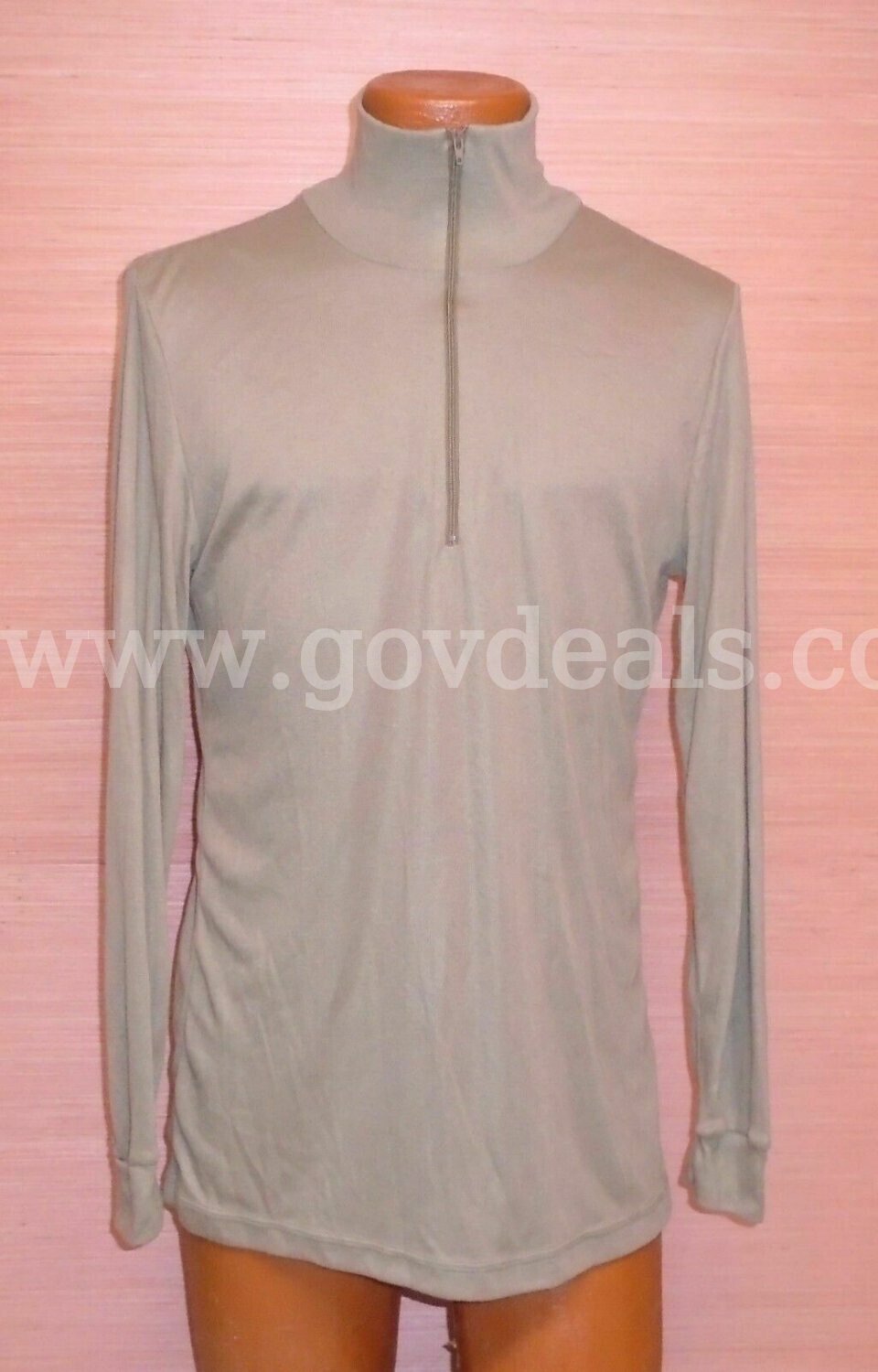 US Military Men's Lightweight Cold Weather Undershirt L Polypro Brown NEW/SEALED*CAN SHIP*   Government Surplus Auction - Primary Photo
