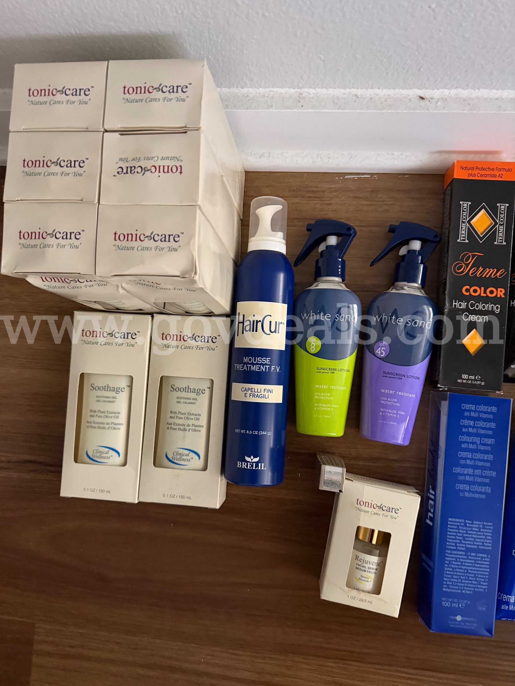 Assorted High-end Skin Care And Hair Color Made In Italy – 19 Pieces – NIB! *WILL SHIP* BOX G1   Government Surplus Auction - Photo #3