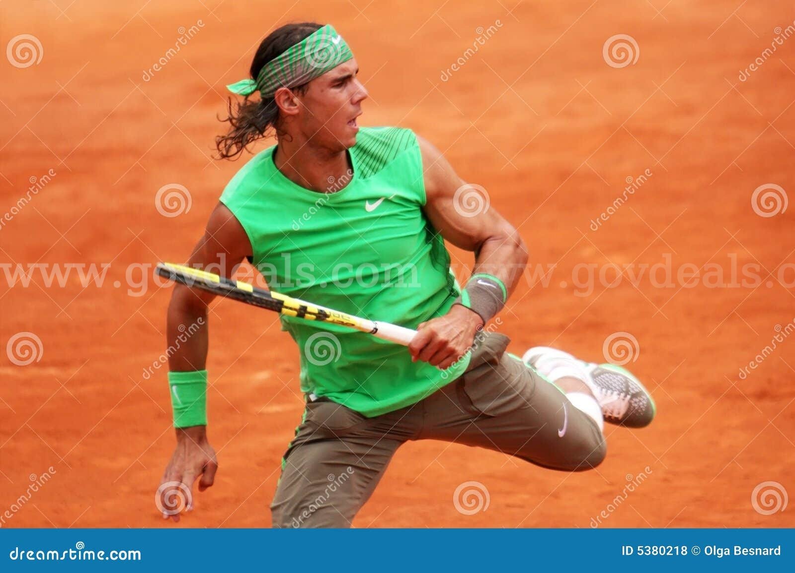 VINTAGE RAFAEL NADAL NikeFIT TENNIS PARIS 2008 Men's GREEN Tank TOP 267787-300 SIZE XL NWOT *WILL SHIP*  300 Government Surplus Auction - Primary Photo