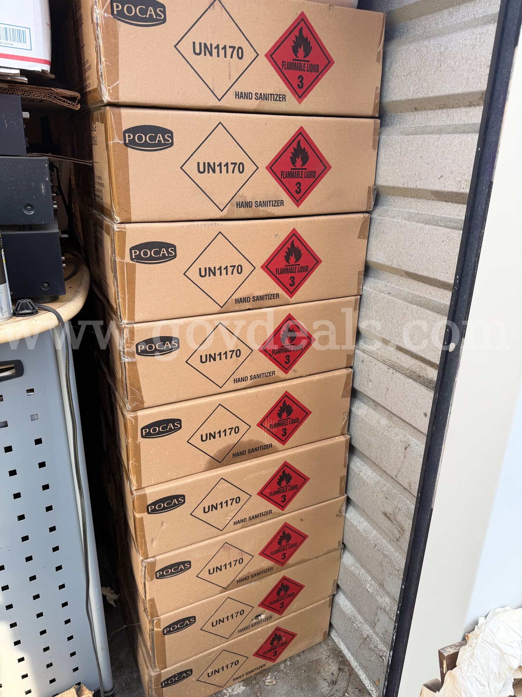 PALLET OF 10 MASTER CASE HAND SANITIZER (500ML) POCAS 24 x 16.9 fl.oz per case (total of 240 bottles) Case 500ML Government Surplus Auction - Photo #2