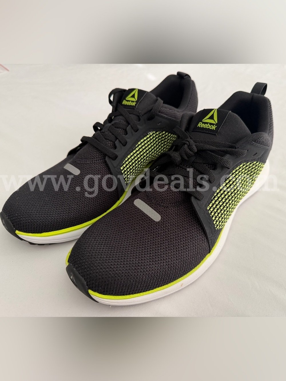 REEBOK CROSSFIT SHOES STYLE CN6658 COLOR BLACK/GREEN MEN'S SIZE: 10 NEW *WILL SHIP*   Government Surplus Auction - Photo #2