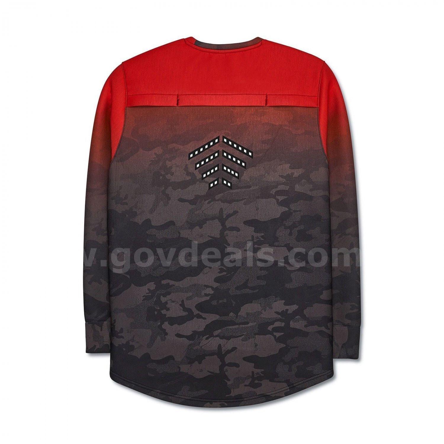 PUMA X Trapstar Crew Men's LARGE SweatShirt Barbados Cherry Camo 571818 NWT $130 *WILL SHIP*  130 Government Surplus Auction - Photo #4