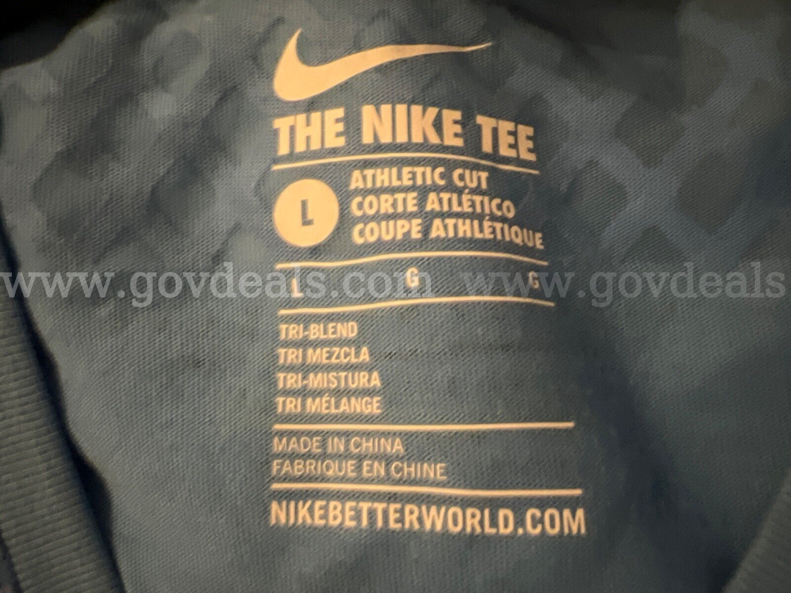 Nike Sportswear Ultra Mesh Men's Light Blue Athletic T-Shirt LARGE 823327 497 *WILL SHIP*   Government Surplus Auction - Photo #5