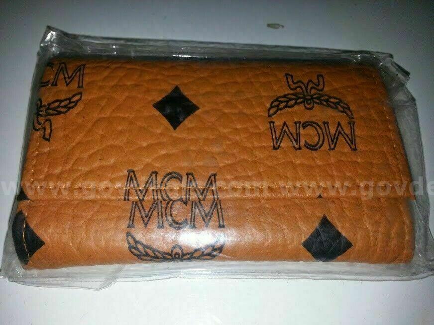 MCM Key Holder Case Key Wallet With Zipper Inside  *WILL SHIP* Case  Government Surplus Auction - Primary Photo