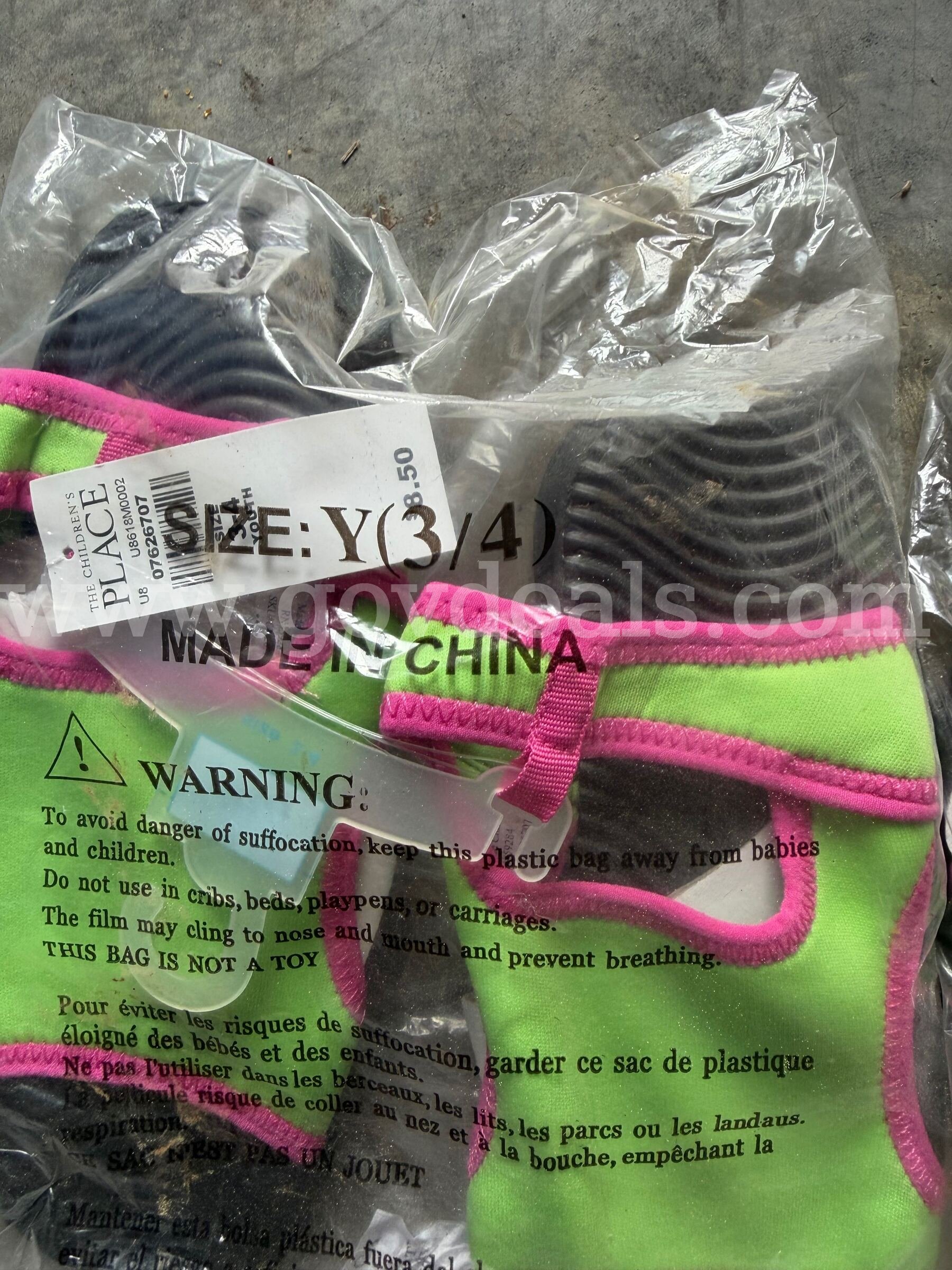 LOT OF 6 Children place summer beach sandals Unisex Youth Assorted Sizes *WILL SHIP*   Government Surplus Auction - Photo #6