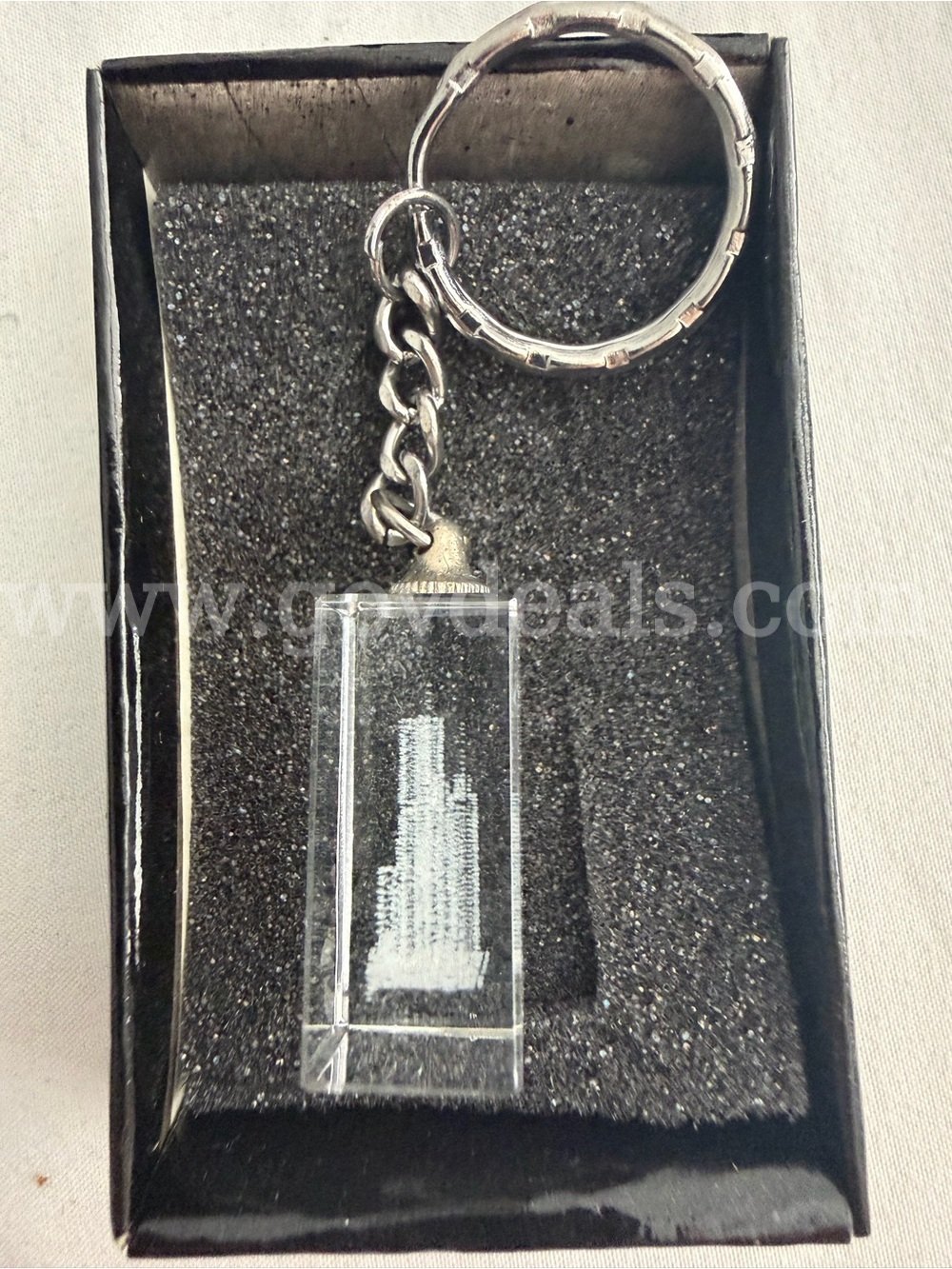 LOT OF 12 VINTAGE CRYSTAL KEY CHAINS NY CITY WTC,EMPIRE STATE BUILDING BRAND NEW *WILL SHIP*   Government Surplus Auction - Photo #4