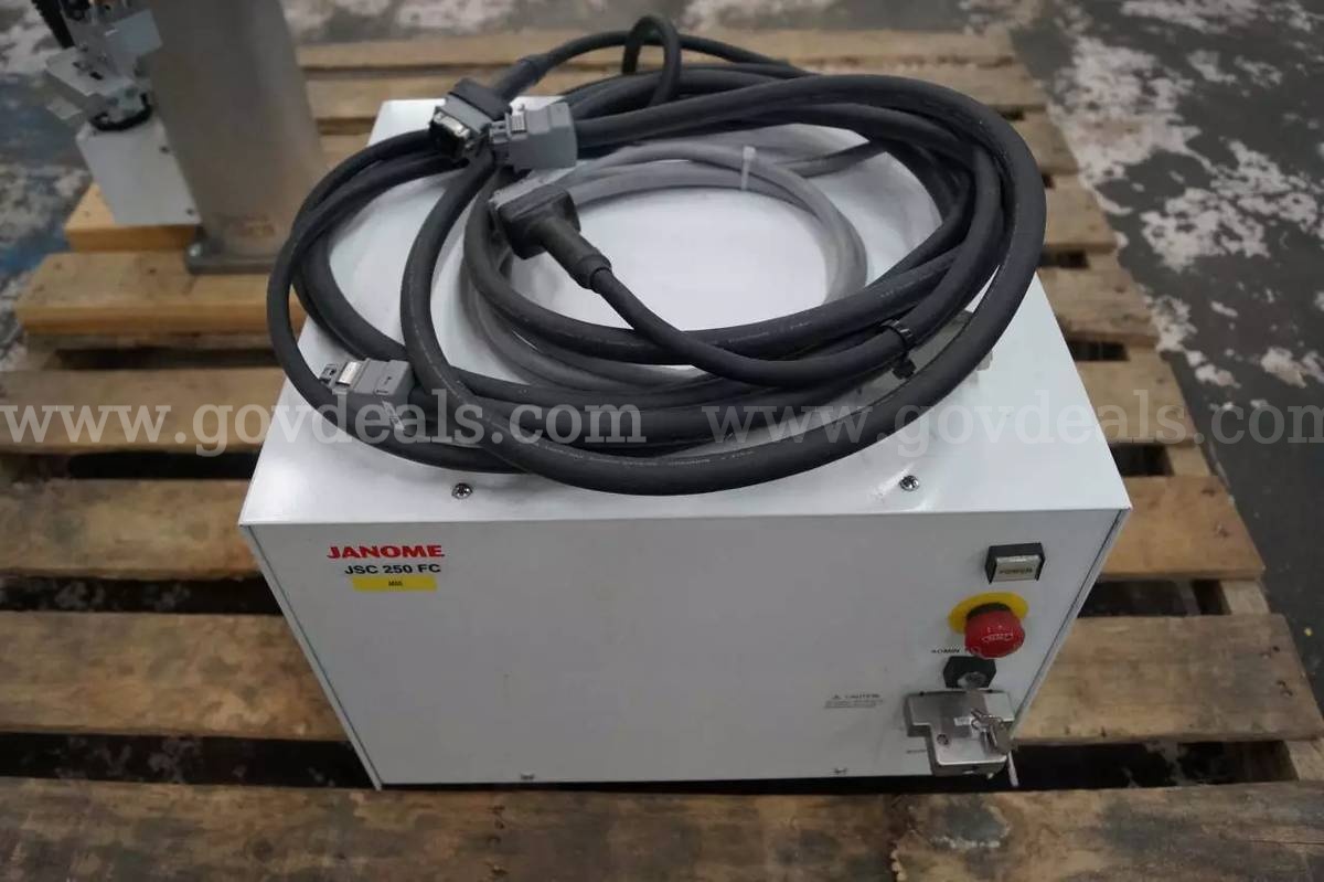 SCARA ROBOT- JANOME JAPAN CO.LTD MODEL JS-250 USED  250 Government Surplus Auction - Photo #5