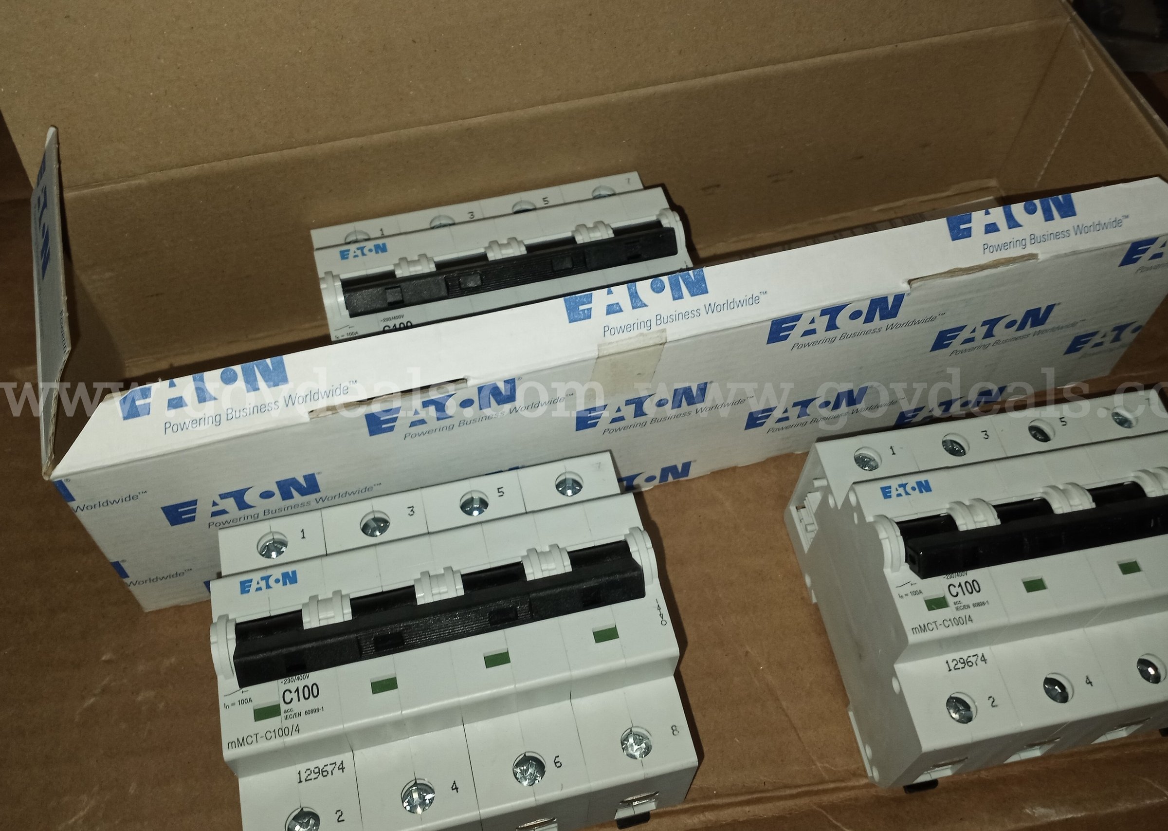Eaton Cutler-Hammer MCB mMCT C Curve 4 Pole 100A Circuit Breaker mMCT-C100/4 / CASE OF 3 BREAKERS *will ship* Case 100A Government Surplus Auction - Photo #3