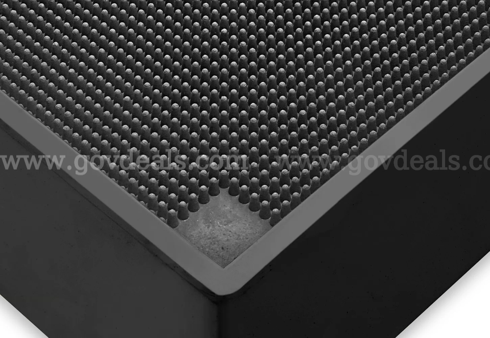 Sanitizing Footbath Mat - 32 x 39", Black NEW IN BOX "WILL SHIP"   Government Surplus Auction - Photo #2