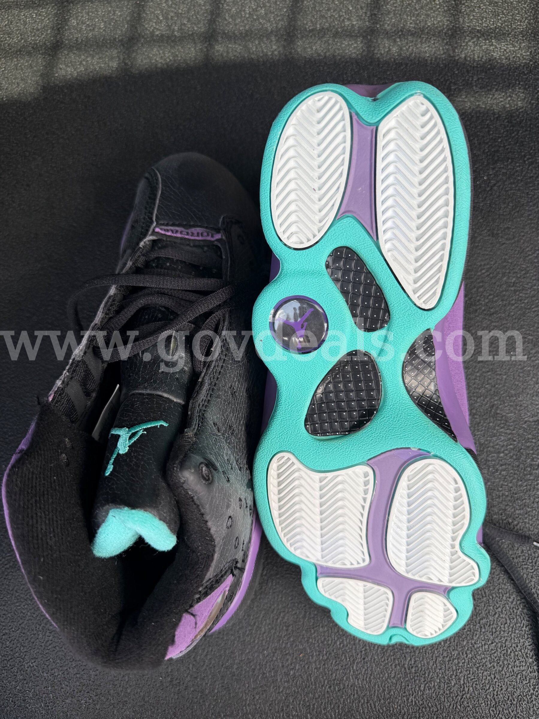 NIKE AIR JORDAN STYLE 136027-050 MEN'S SIZE 7.5 COLOR BLACK/PURPLE *WILL SHIP*  050 Government Surplus Auction - Photo #5