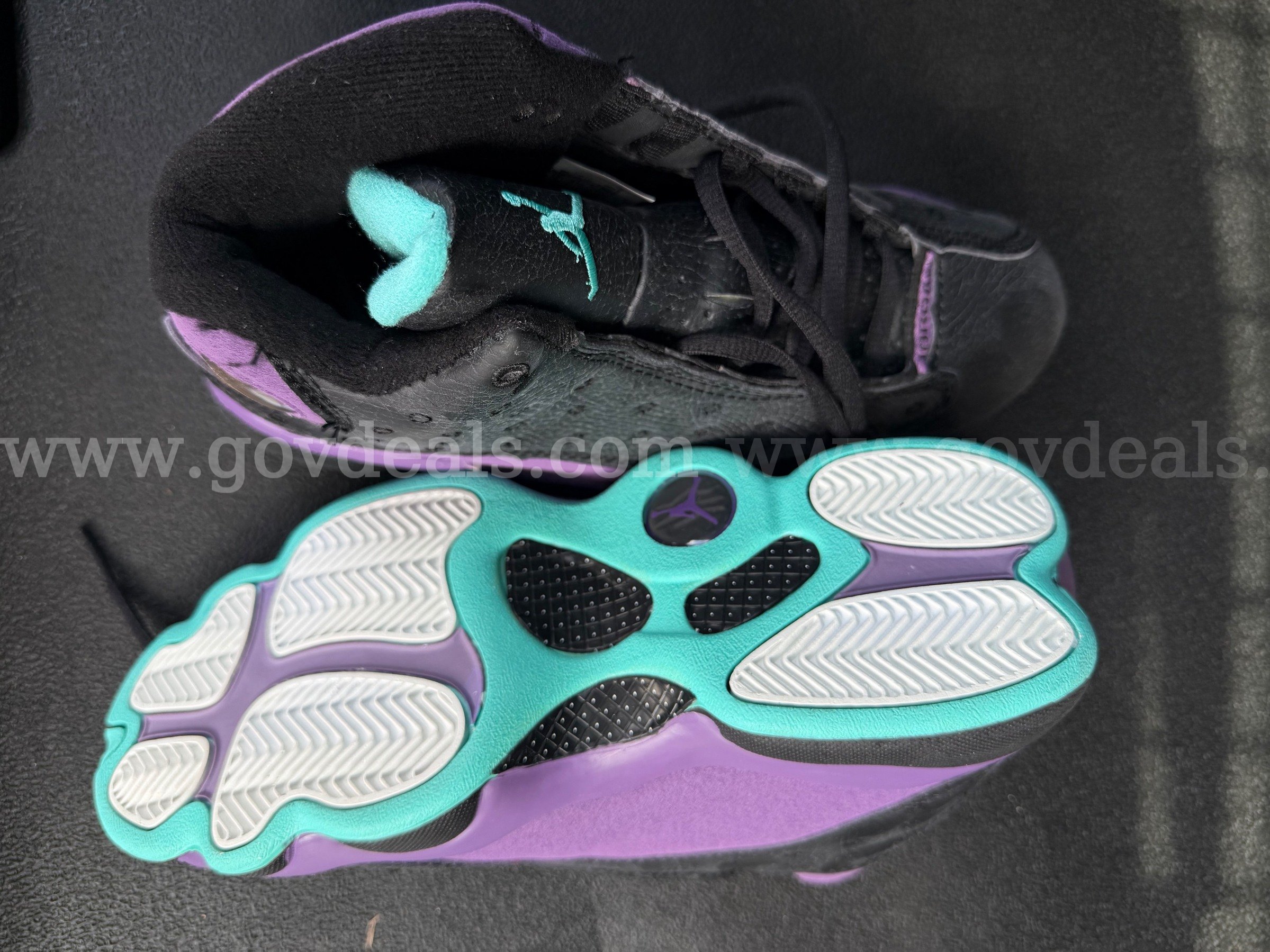 NIKE AIR JORDAN STYLE 136027-050 MEN'S SIZE 7.5 COLOR BLACK/PURPLE *WILL SHIP*  050 Government Surplus Auction - Photo #6