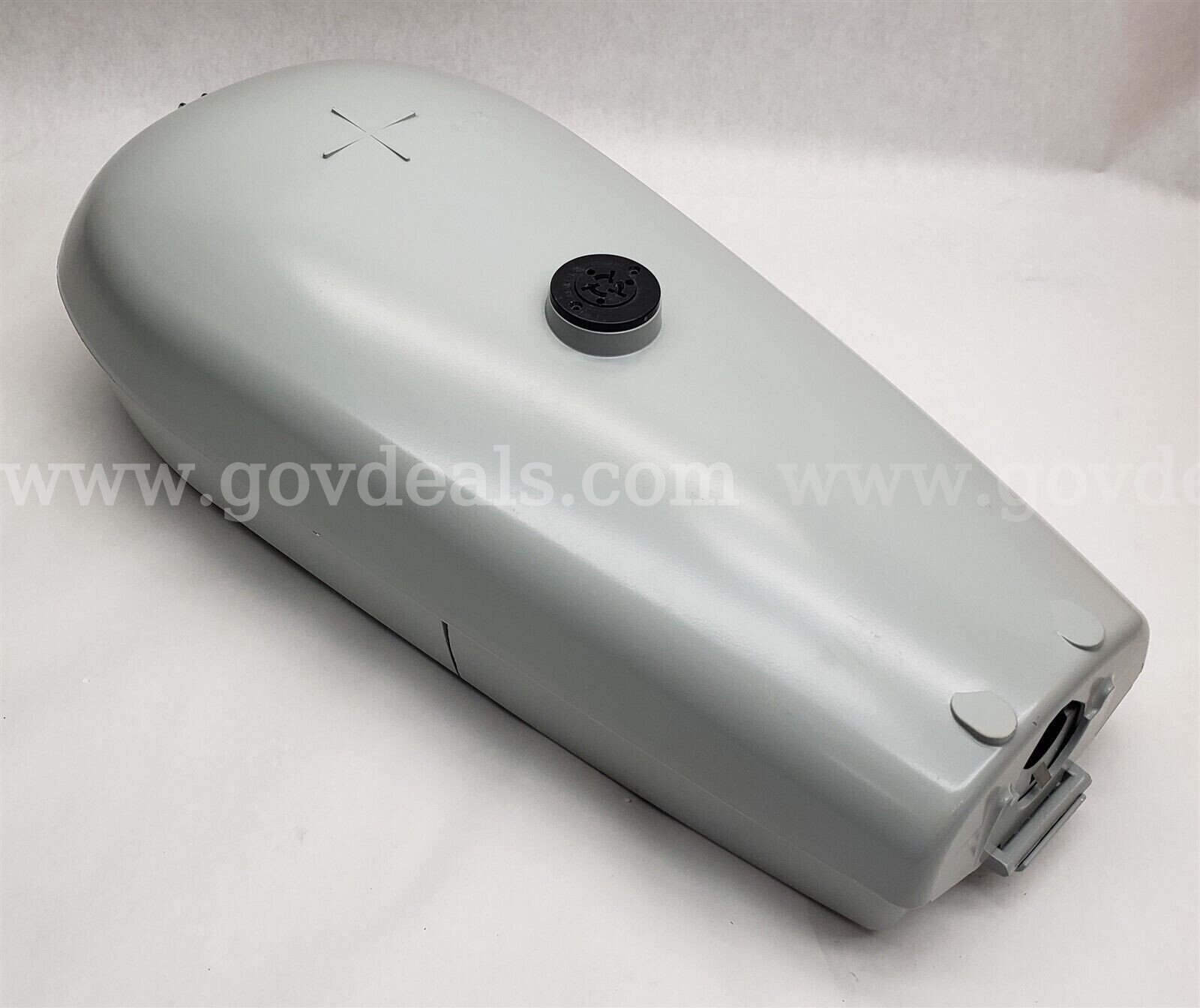 GE LIGHTING SYSTEM M400 LUMINAIRE W/CUTOFF OPTICS WITH PE RECEPTACLE MSCL40S0A22  M400 Government Surplus Auction - Photo #6