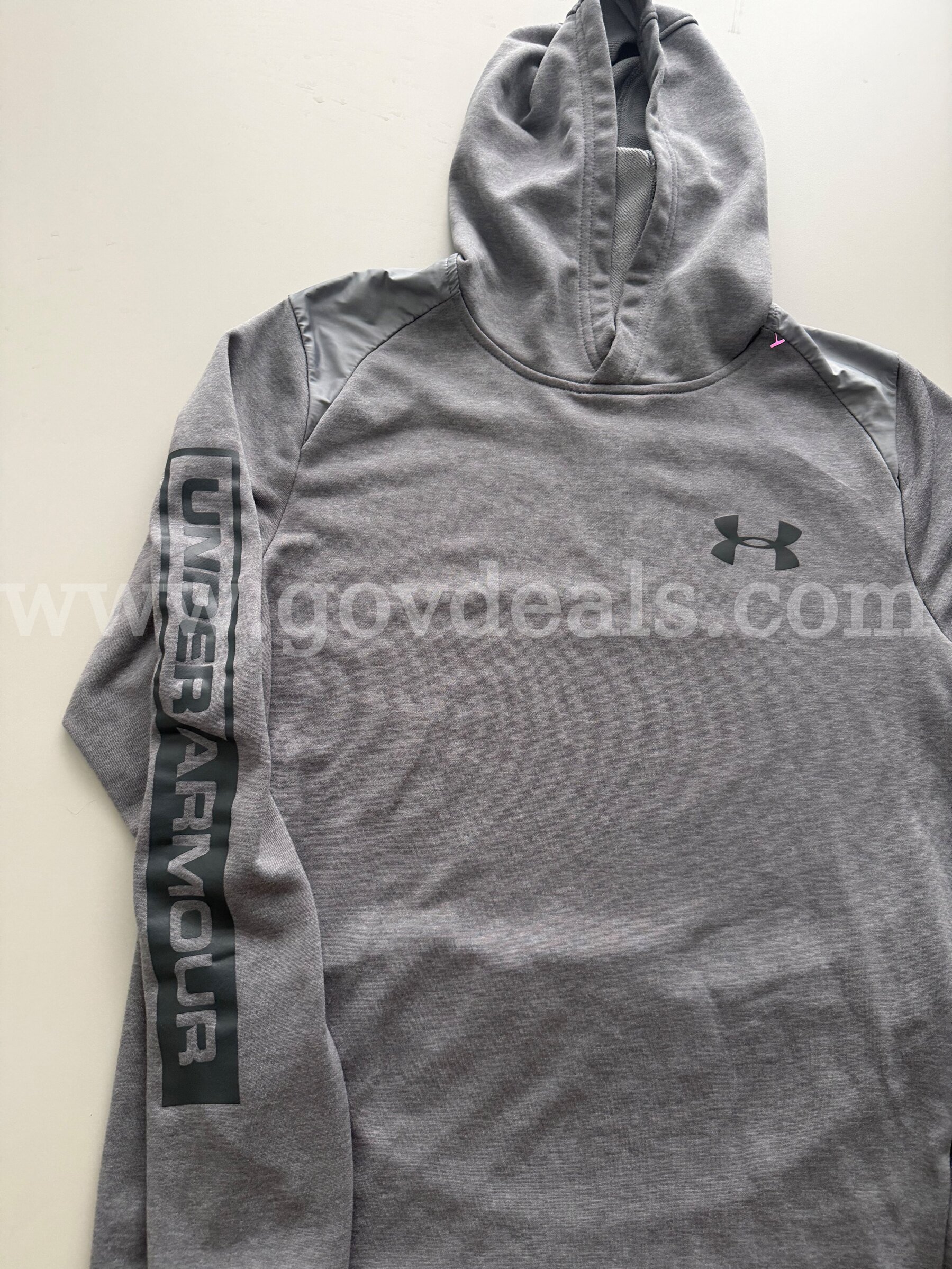 RARE/UNDER ARMOUR UA Tech 2.0 Hooded Shirt #1345716-011 MEN SIZE MEDIUM GREY *WILL SHIP*   Government Surplus Auction - Photo #2