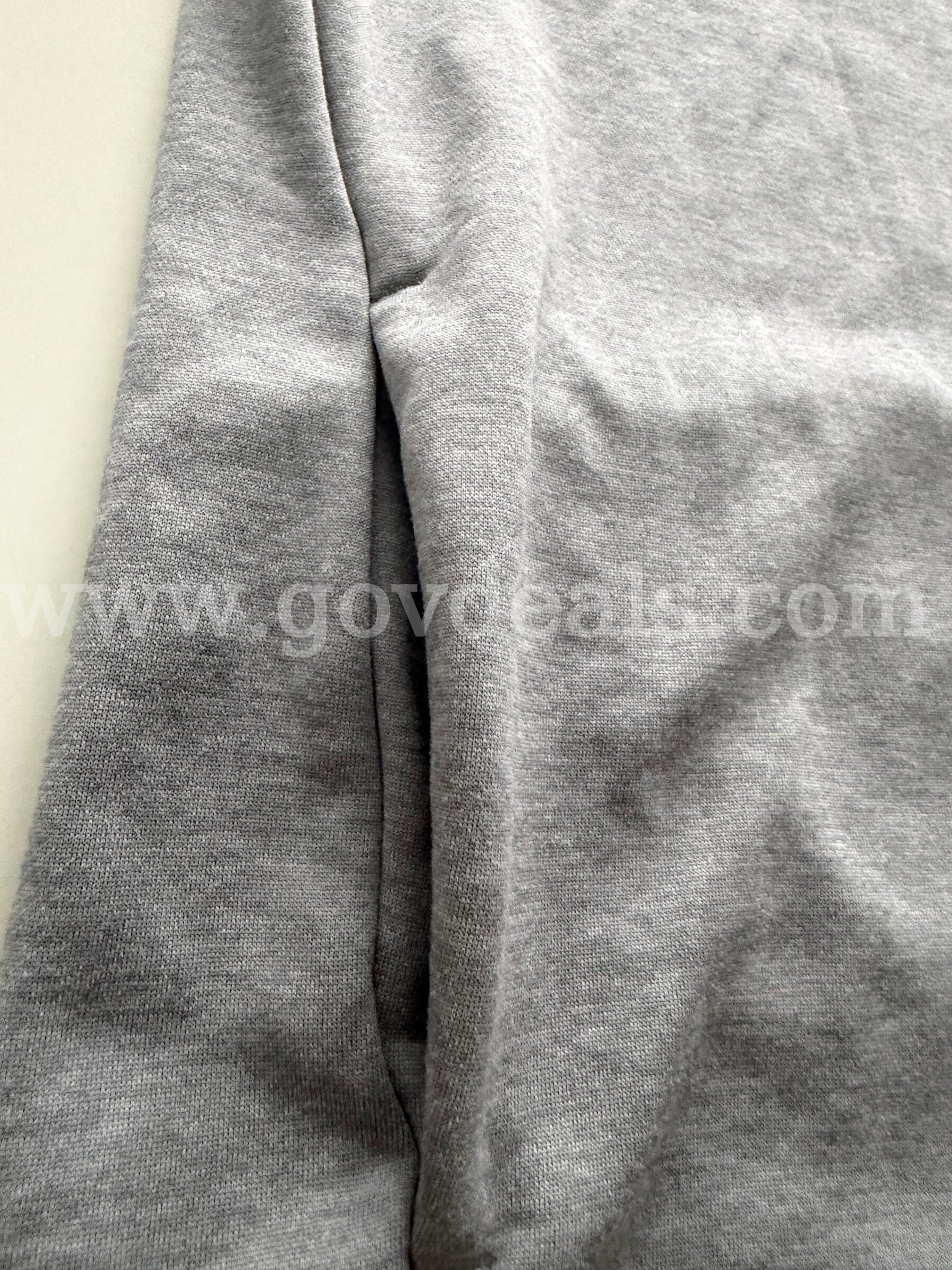 RARE/UNDER ARMOUR UA Tech 2.0 Hooded Shirt #1345716-011 MEN SIZE MEDIUM GREY *WILL SHIP*   Government Surplus Auction - Photo #5