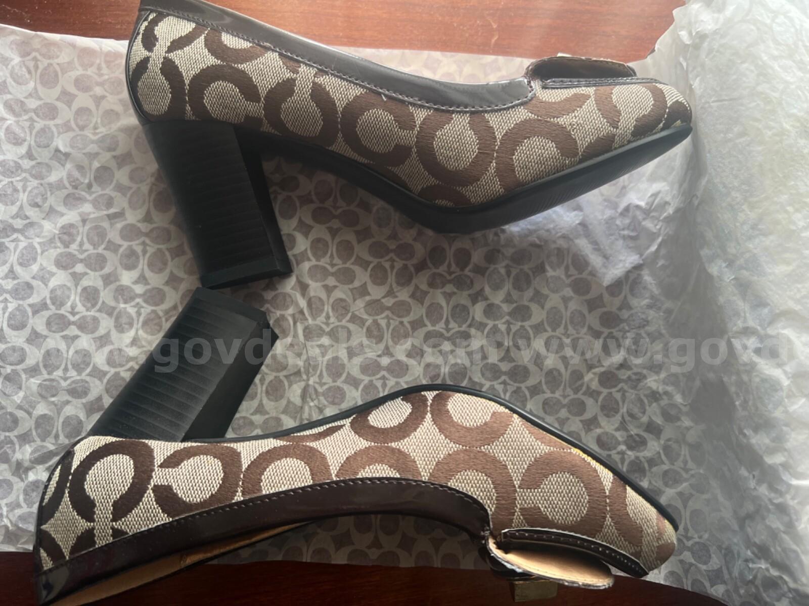 RARE /Coach CYBEL Canvas with Trim Signature High Heel Shoes Size 7 #TH09045-Y1 NEW  *WILL SHIP*   Government Surplus Auction - Photo #4