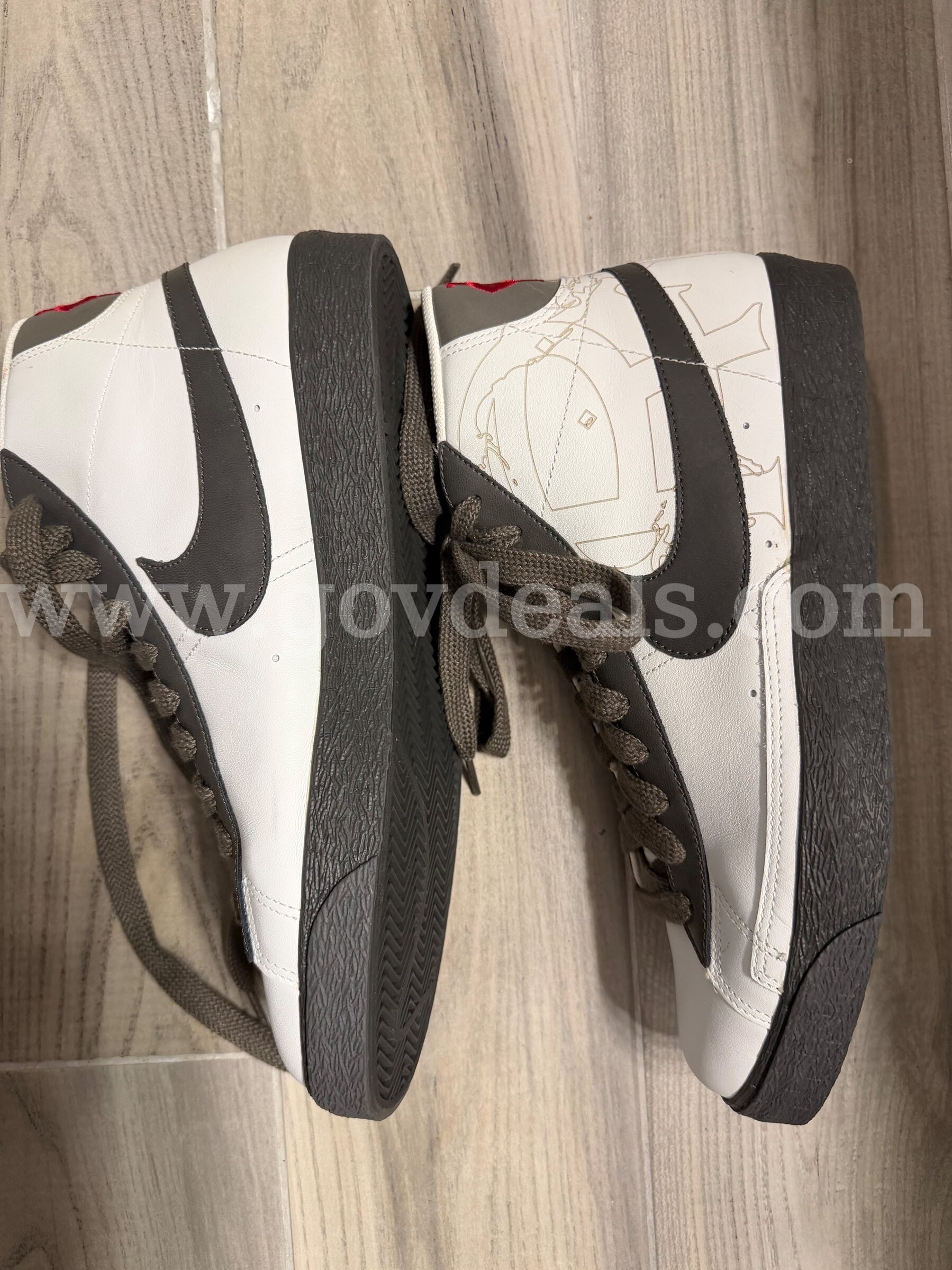RARE/VINTAGE NIKE Blazer High Premium 'Swan' SNEAKERS STYLE 312457-101 MEN'S SIZE 12 *WILL SHIP*  101 Government Surplus Auction - Photo #4