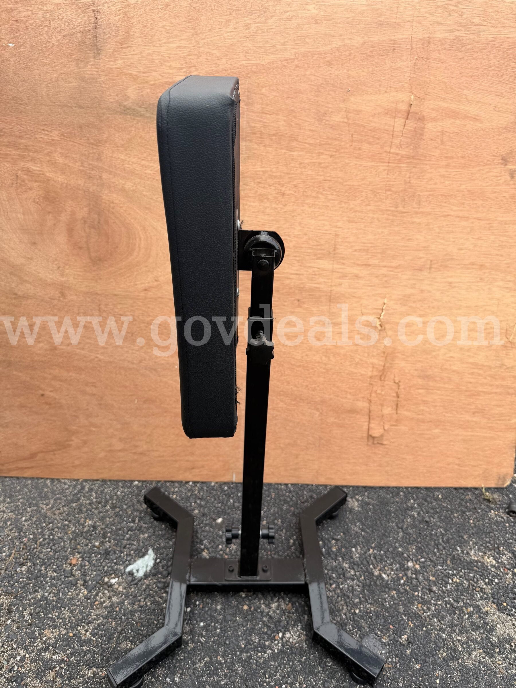 TATTOO EXTENDABLE ARMREST STANDS BLACK GENUINE LEATHER NEW   Government Surplus Auction - Photo #5