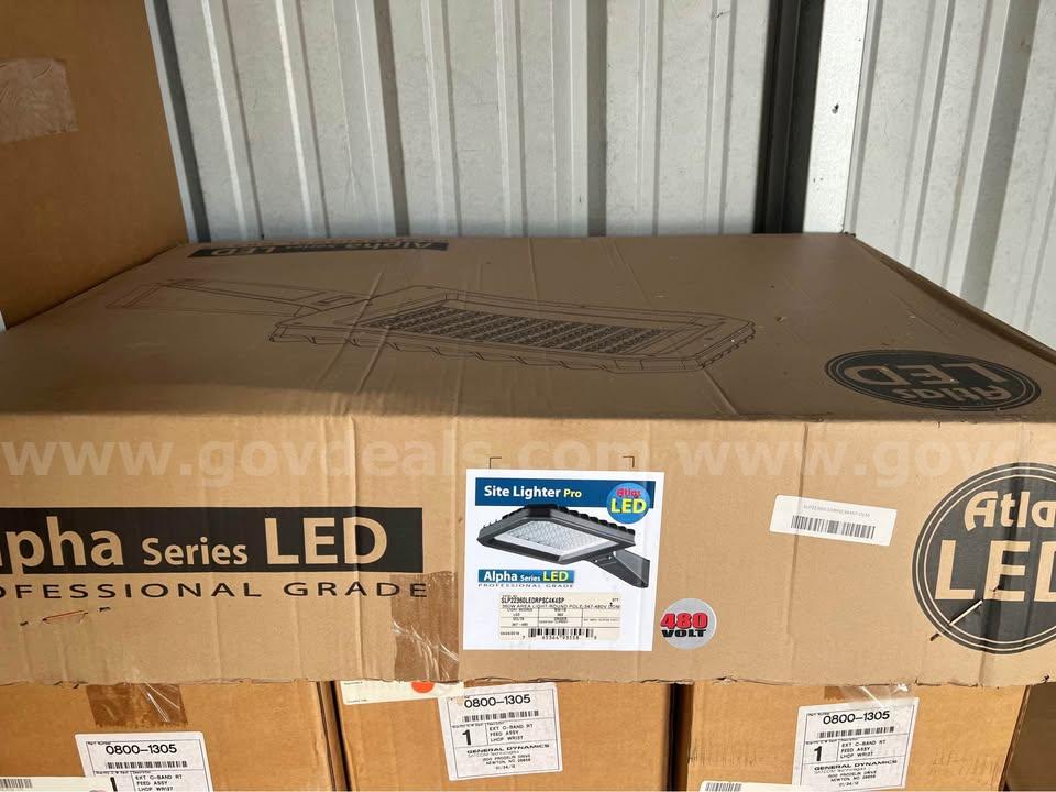 JUMBO PRO-SERIES ALPHA LED LIGHTS 360W BRAND NEW IN BOX  360W Government Surplus Auction - Photo #5