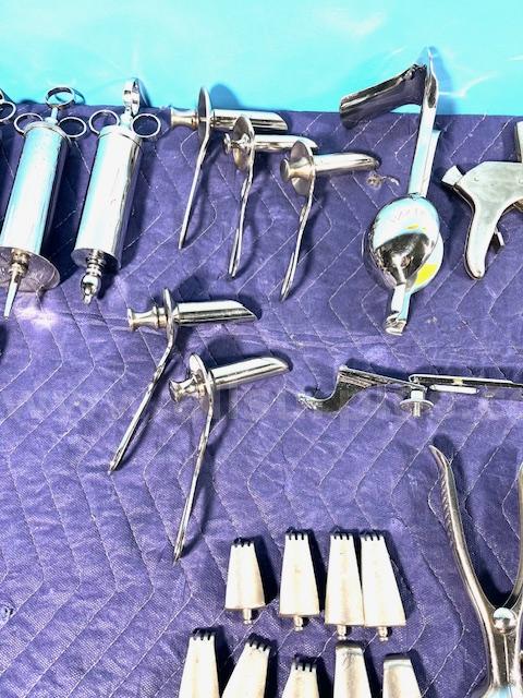 Lot of OB/GYN Examination & Surgical Instruments (AS75)   Government Surplus Auction - Photo #4