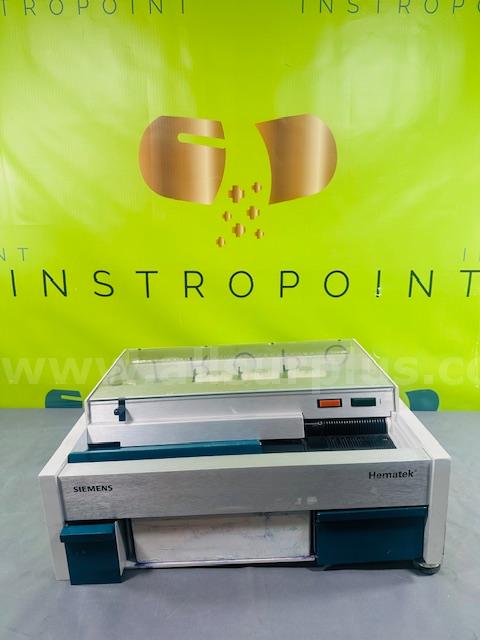 Siemens Hematek 4488C Hematology Slide Stainer – SN: 4488C202798 (C165)  4488C Government Surplus Auction - Primary Photo