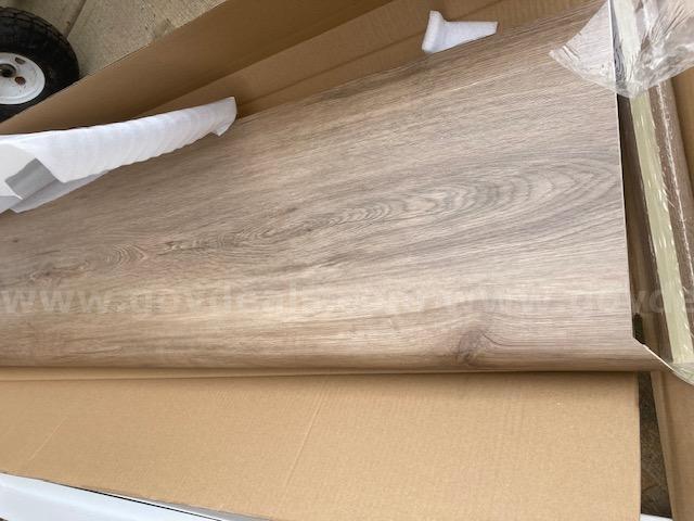 Vynil stair tread 2 Pcs NEW in box   Government Surplus Auction - Photo #2