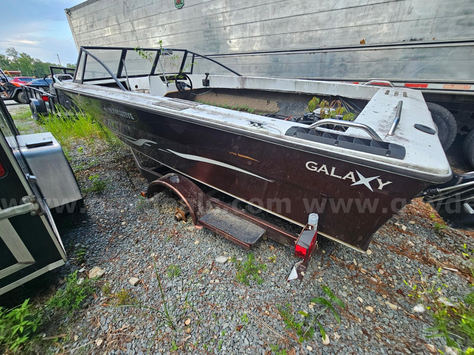 ABANDONED BOAT   Government Surplus Auction - Photo #2