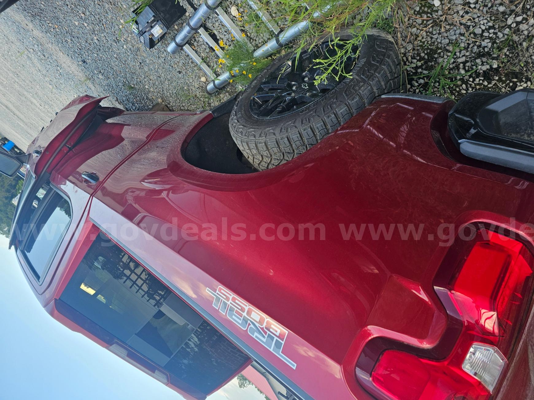 2021 Chevrolet Silverado 1500 LT Trail Boss Crew Cab 4WD Chevrolet Silverado Government Surplus Auction - Photo #4