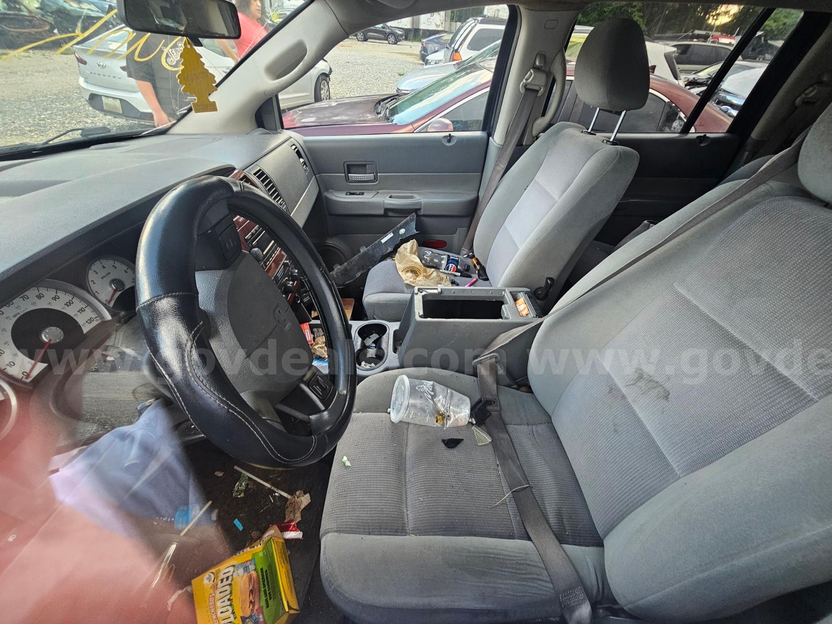 2006 Dodge Durango Dodge Durango Government Surplus Auction - Photo #2