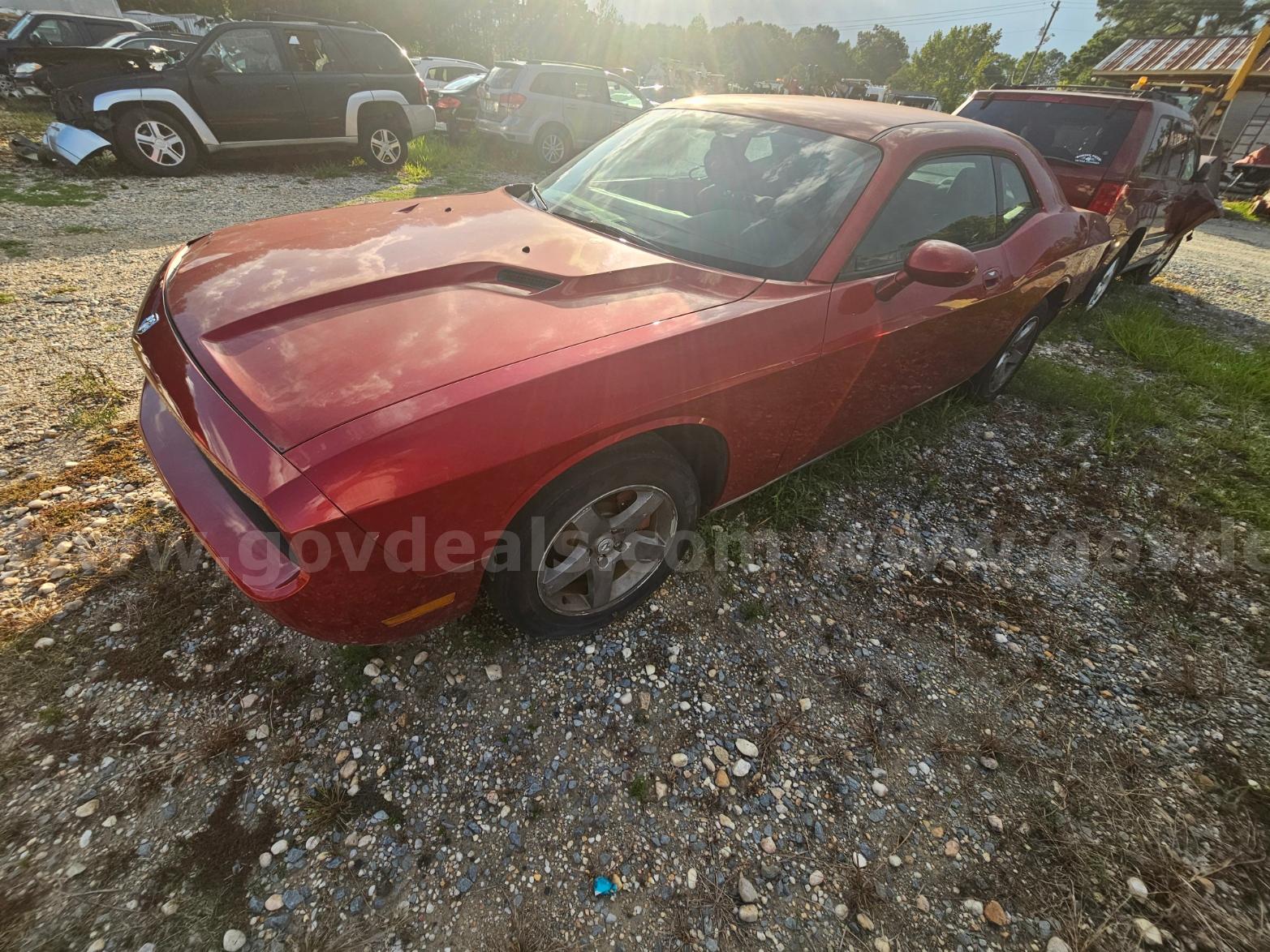 2010 Dodge Challenger Dodge Challenger Government Surplus Auction - Primary Photo