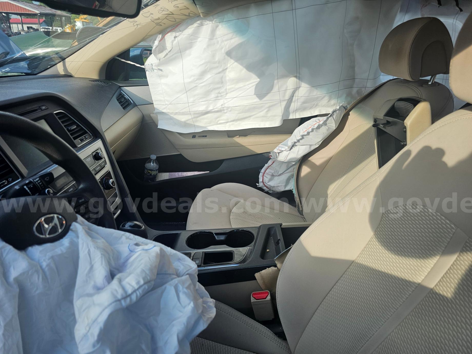 2016 Hyundai Sonata Hyundai Sonata Government Surplus Auction - Photo #4