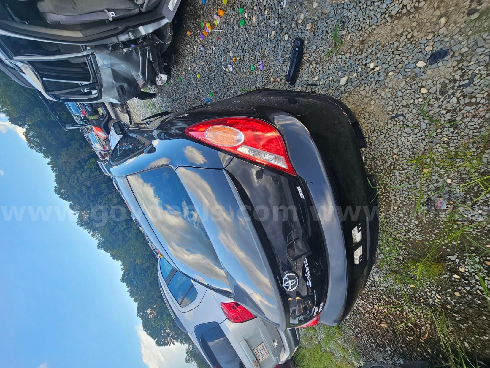 2006 Toyota Camry Solara SLE Toyota Camry Government Surplus Auction - Photo #3