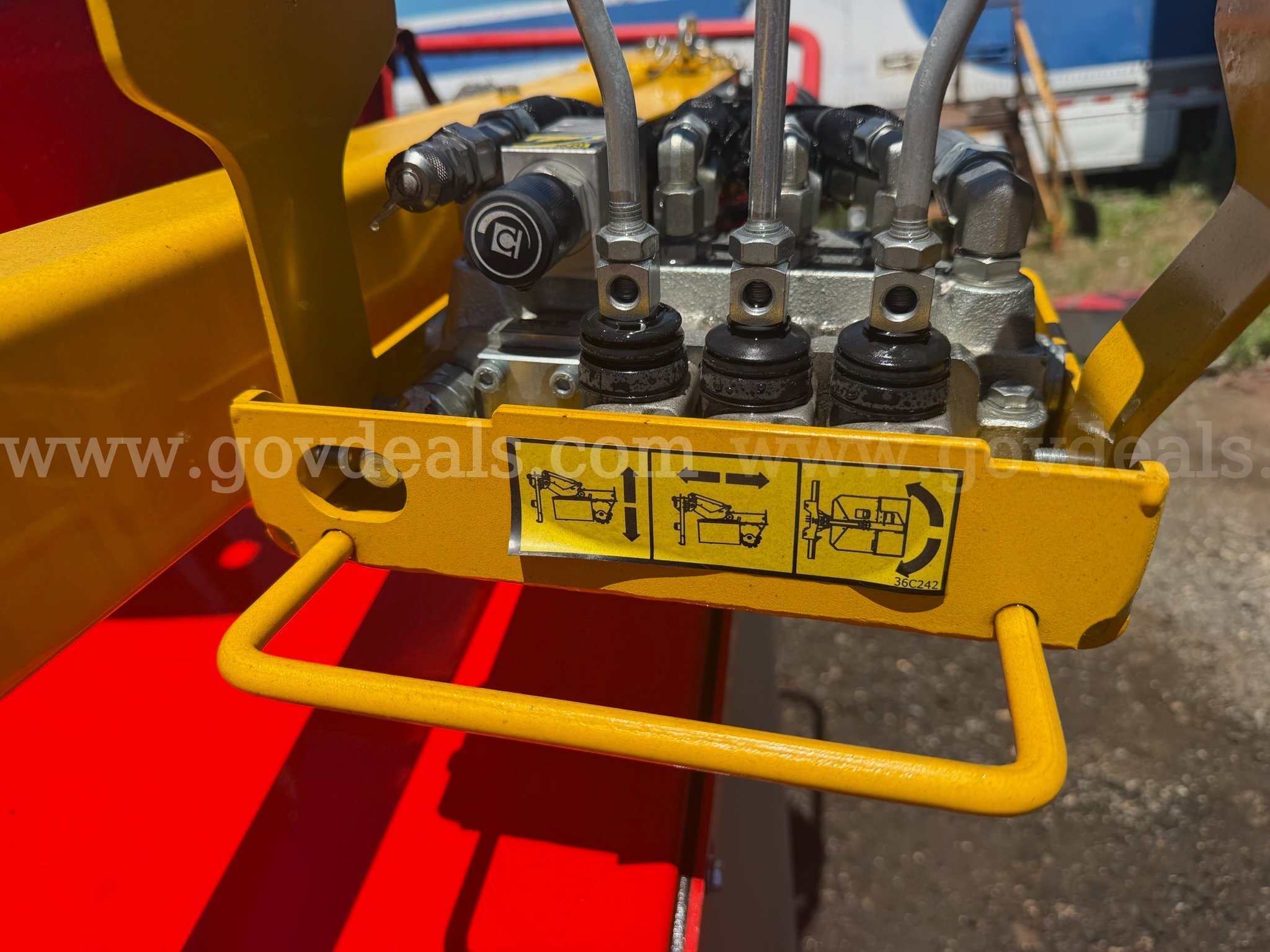 Rabaud 3 pt tractor stump grinder new with warranty Rabaud Xylocrock Government Surplus Auction - Photo #5