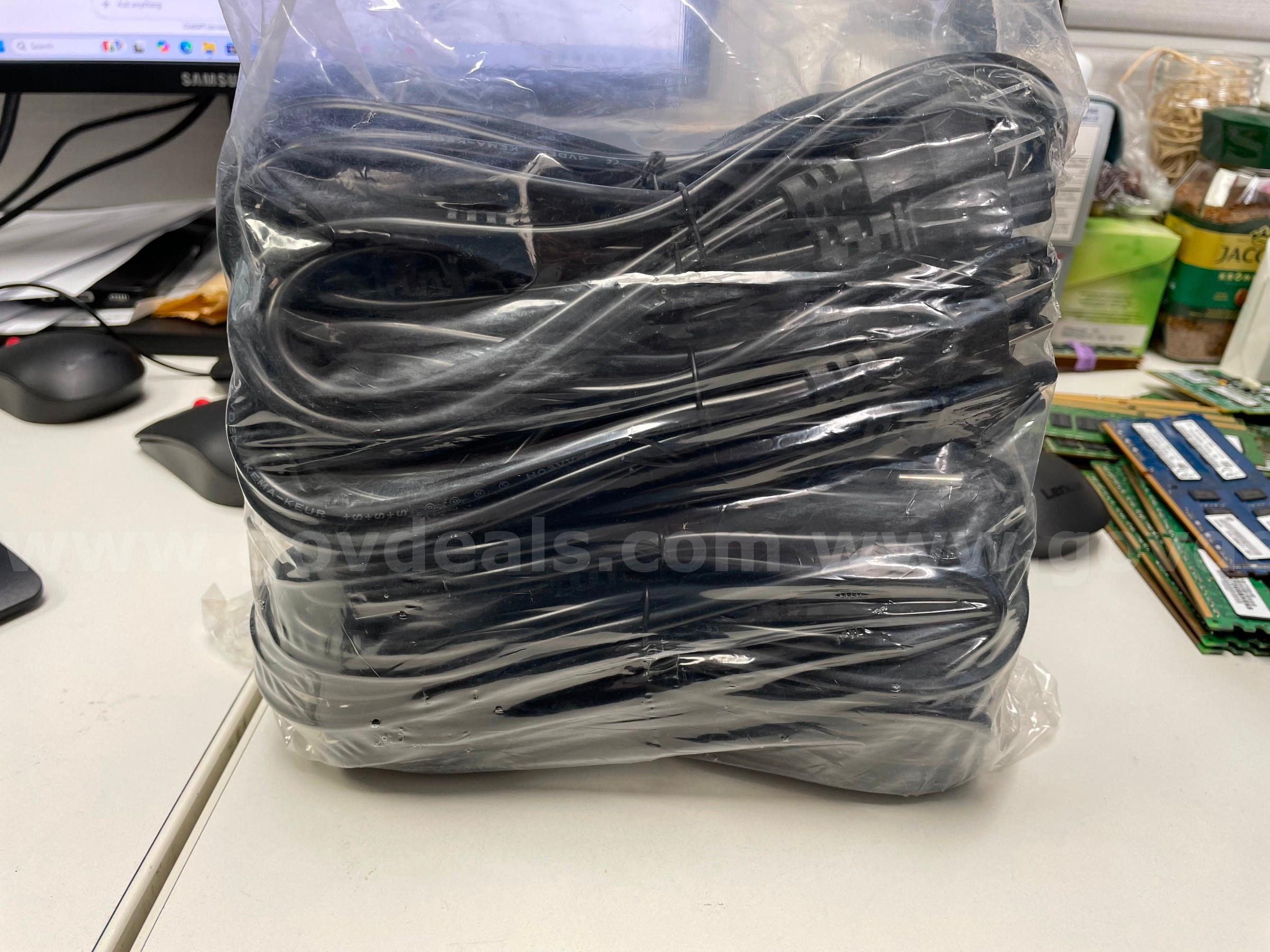 Lot of 25 KEMA-KEUR Certified IEC C5 Cloverleaf Power Cords   Government Surplus Auction - Photo #2
