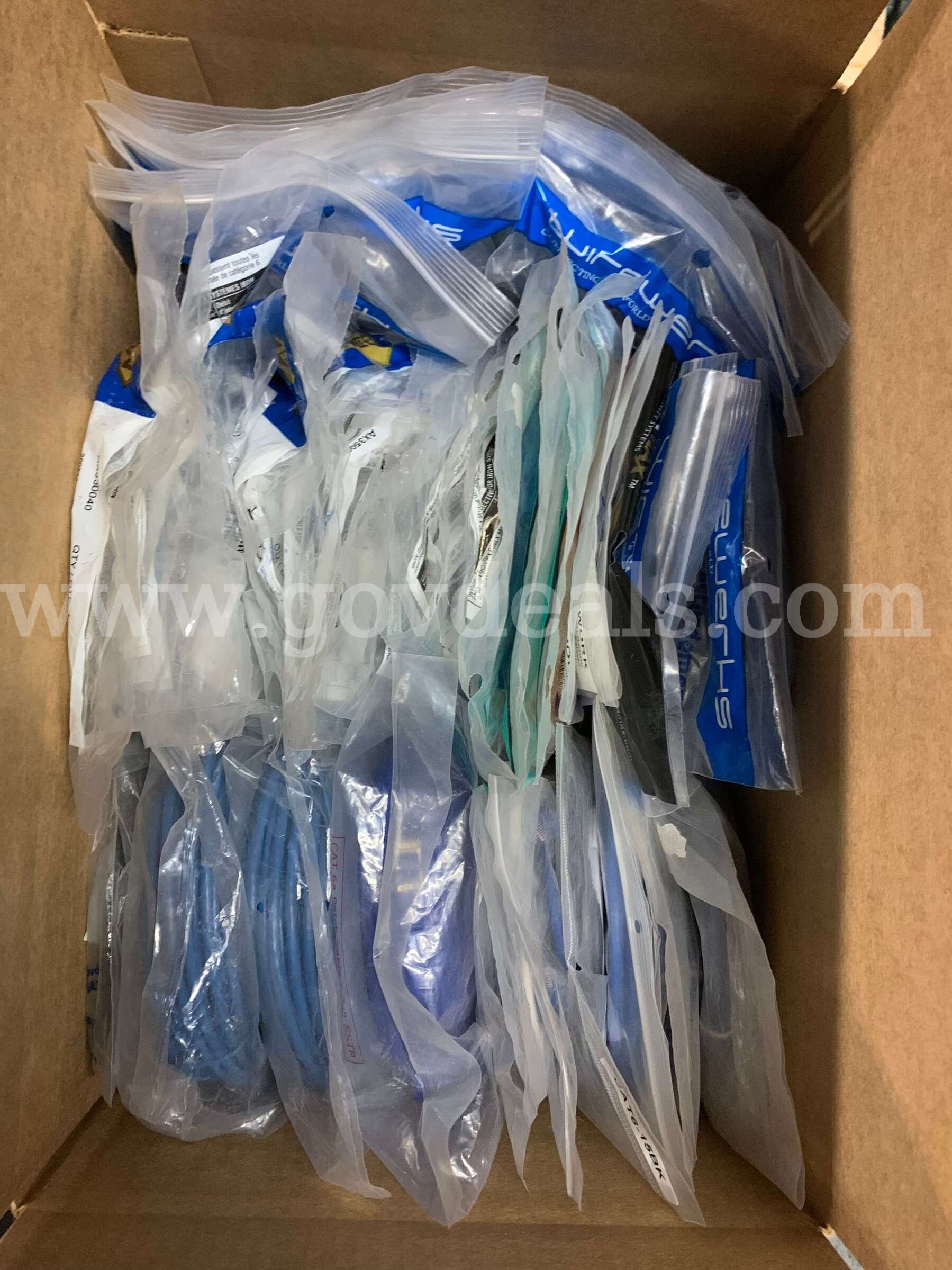 Lot of 47 NEW Cat6 & Cat6A Ethernet Patch Cables – StarTech, Panduit, C2G, Wirewerks, GigaFlex & More   Government Surplus Auction - Photo #6