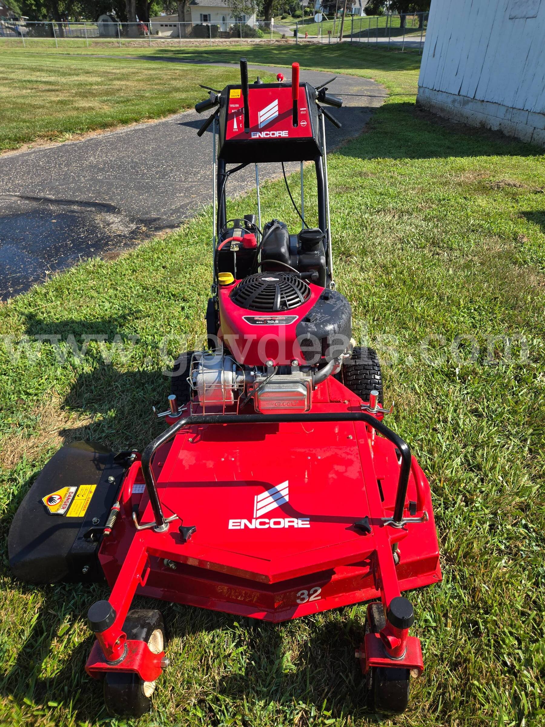 Encore EW32X Commercial Walk Behind Lawn Mower Encore EW32X Government Surplus Auction - Primary Photo